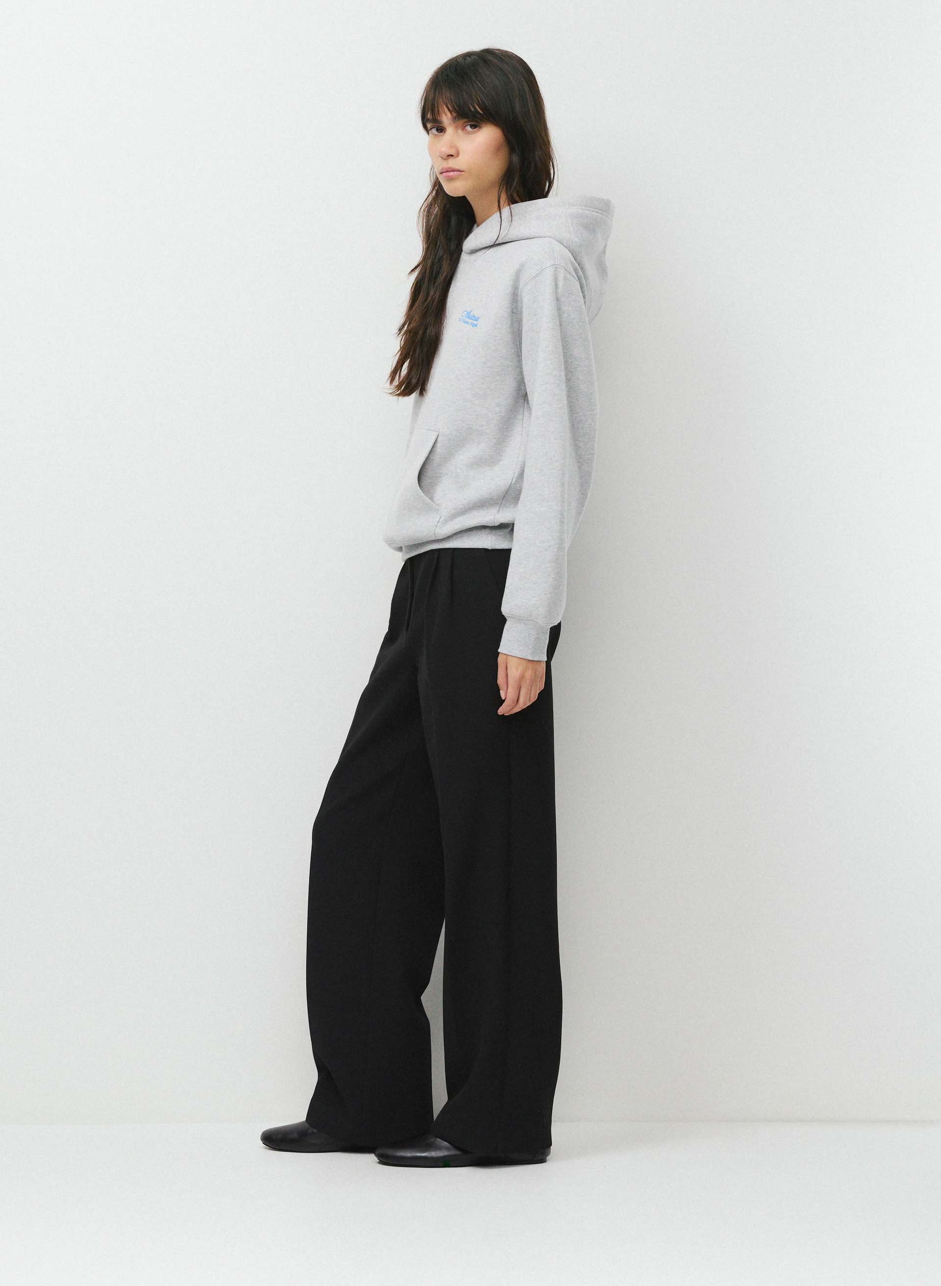 COZY SWEATFLEECE PERFECT HOODIE | Aritzia