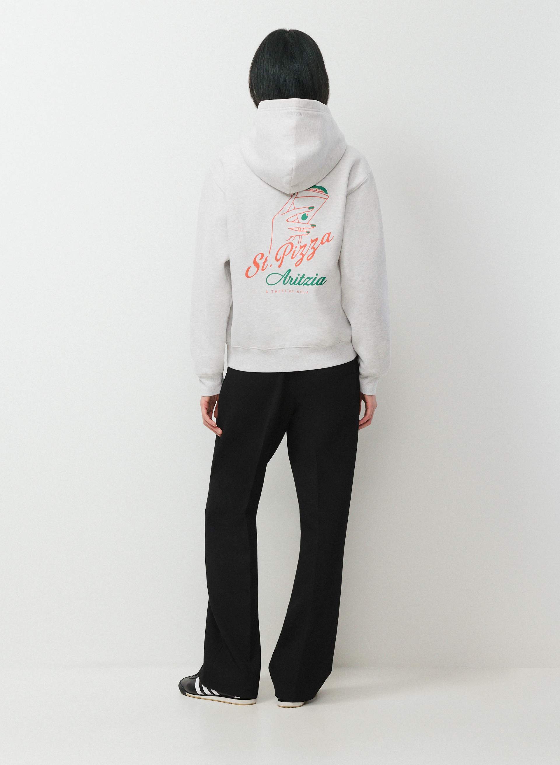 COZY SWEATFLEECE PERFECT HOODIE | Aritzia