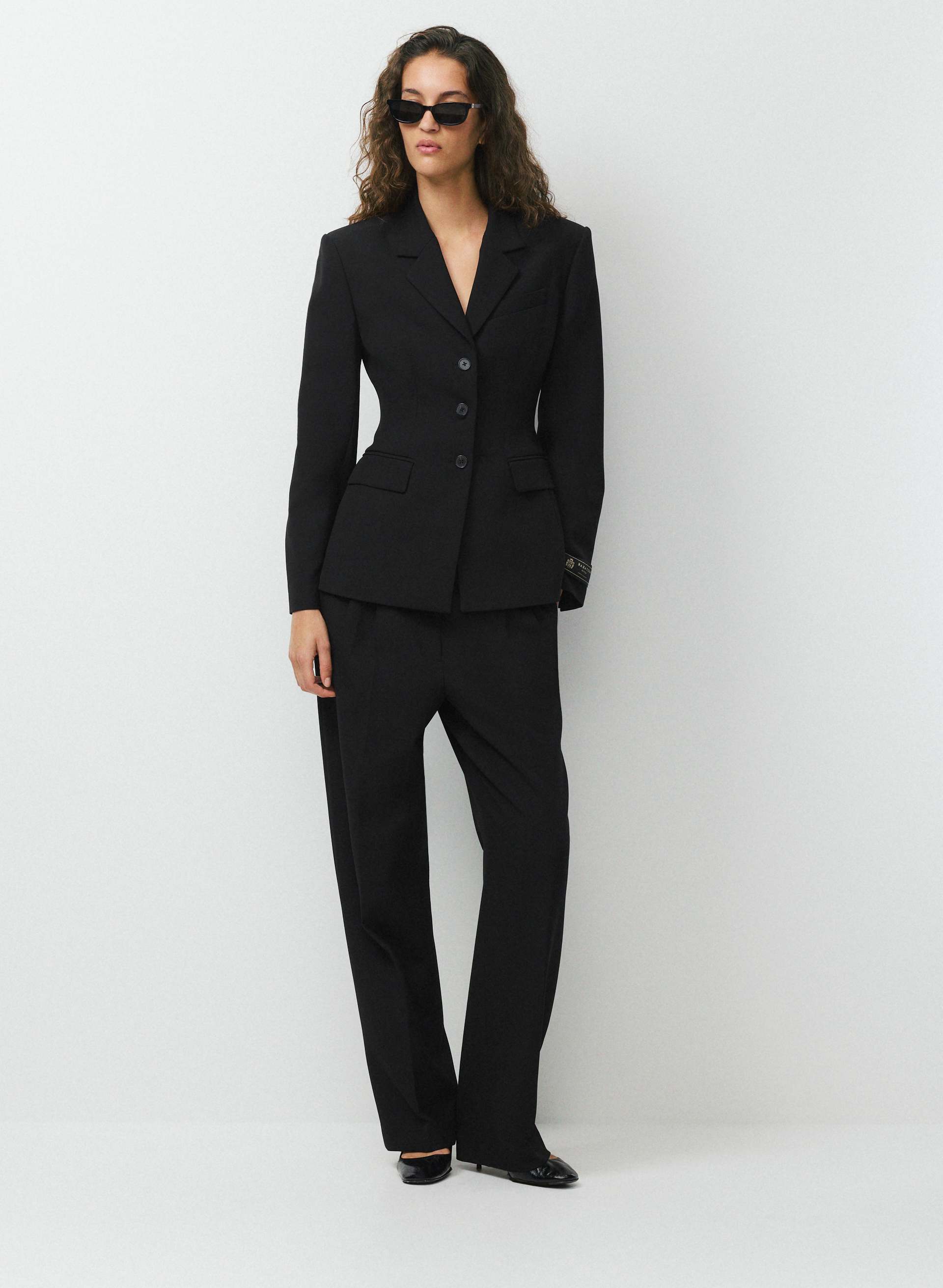 STANDOUT BLAZER | Aritzia