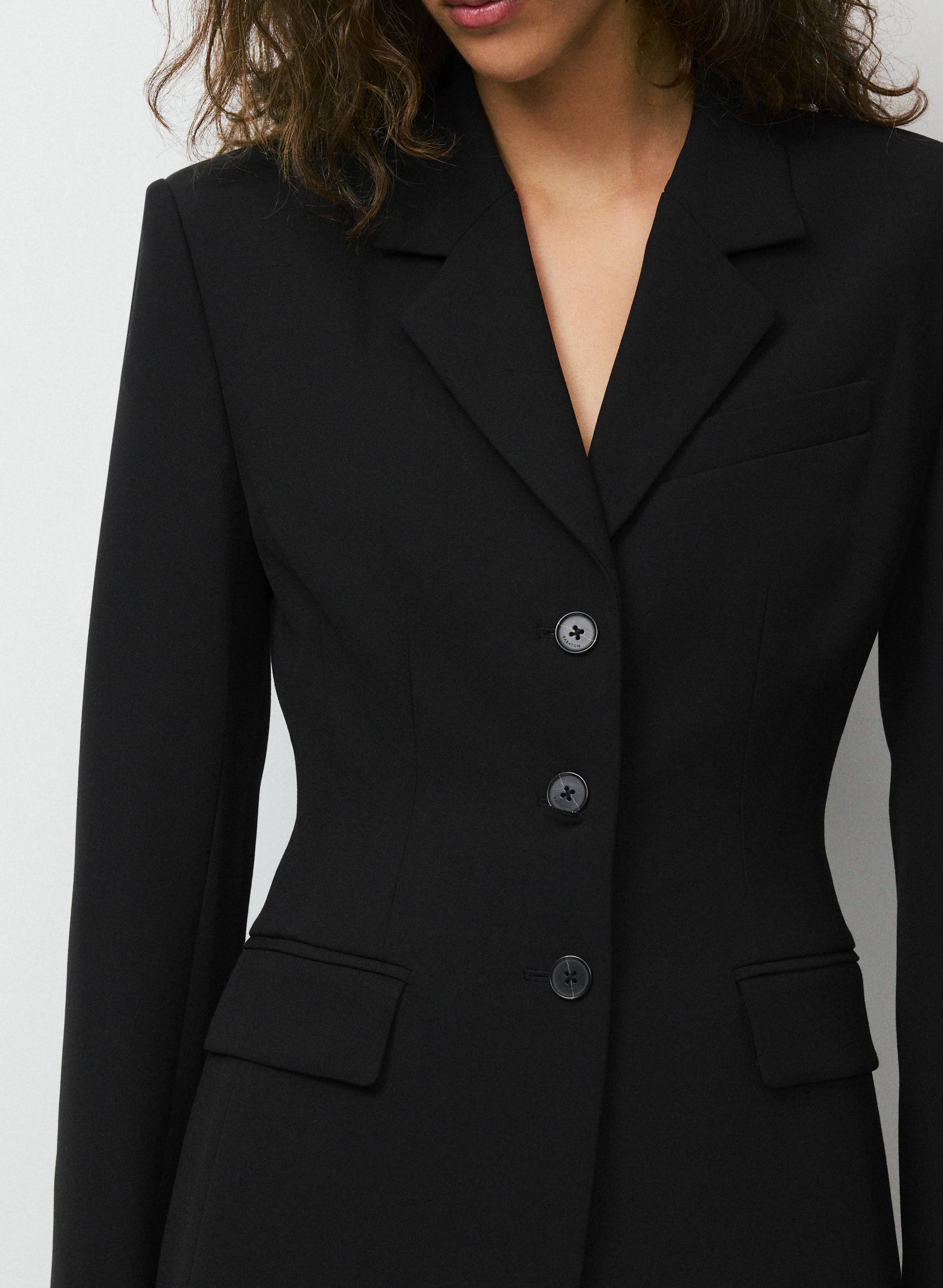 STANDOUT BLAZER | Aritzia