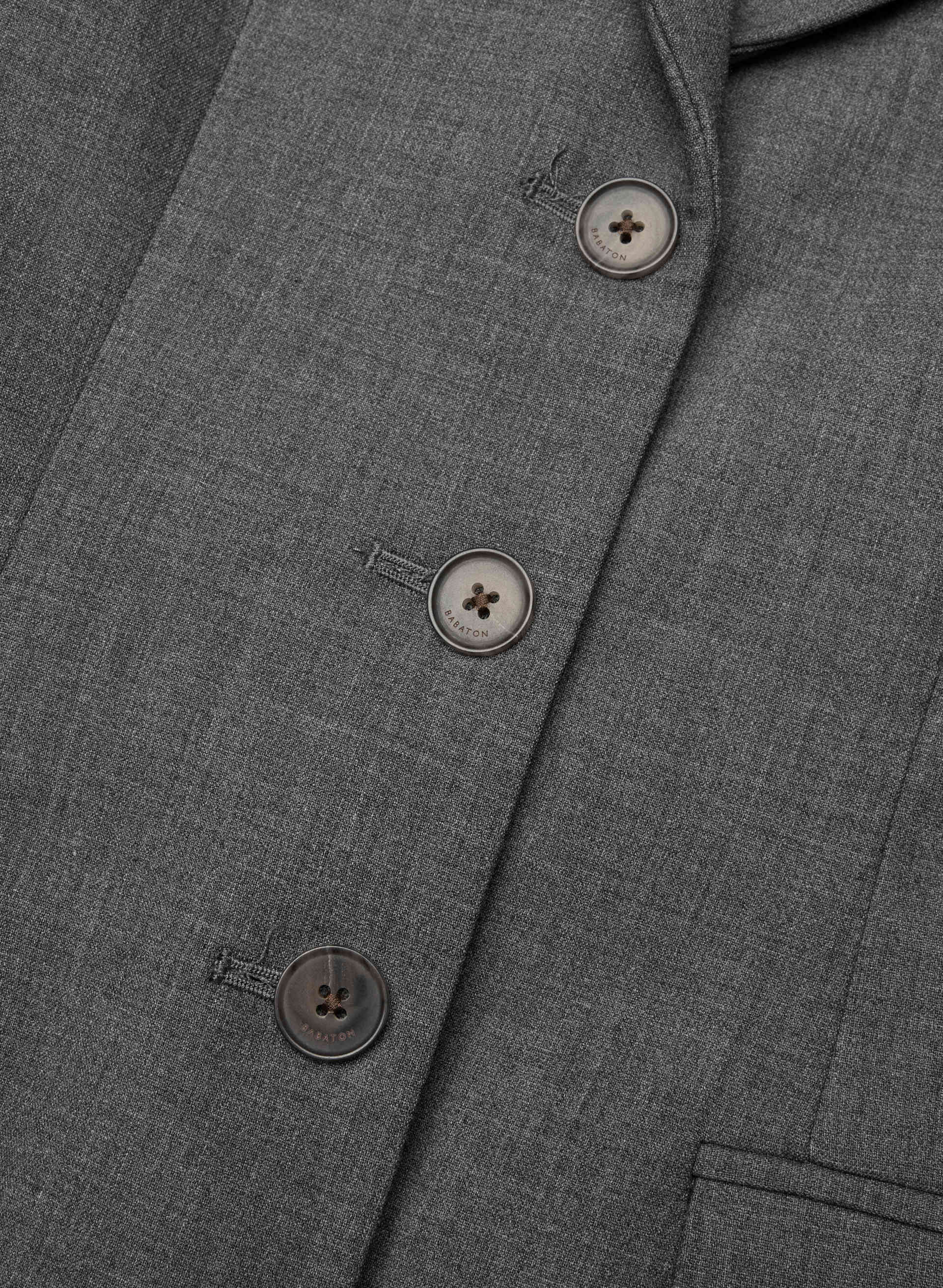 STANDOUT BLAZER | Aritzia