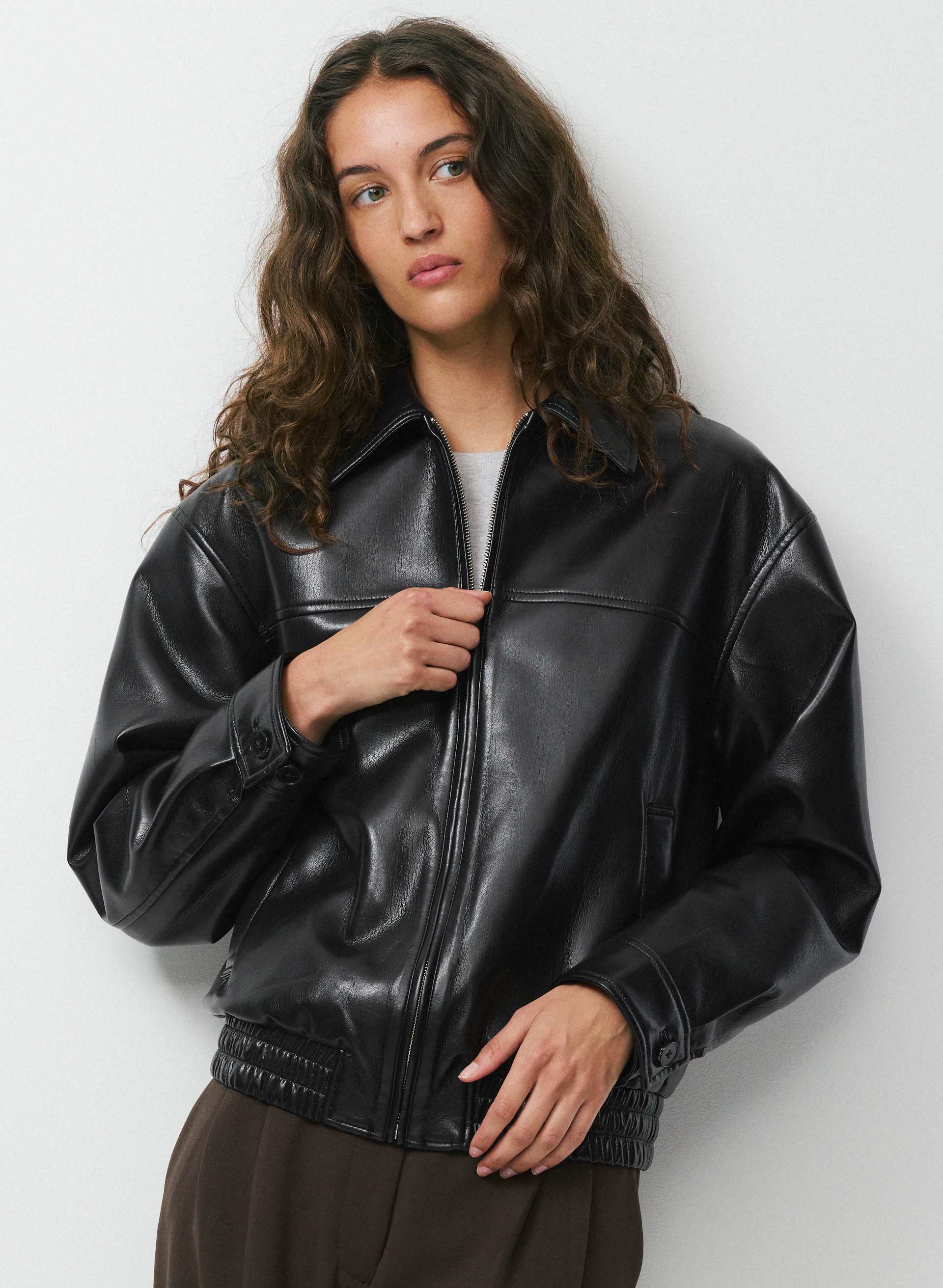 FALCON JACKET | Aritzia
