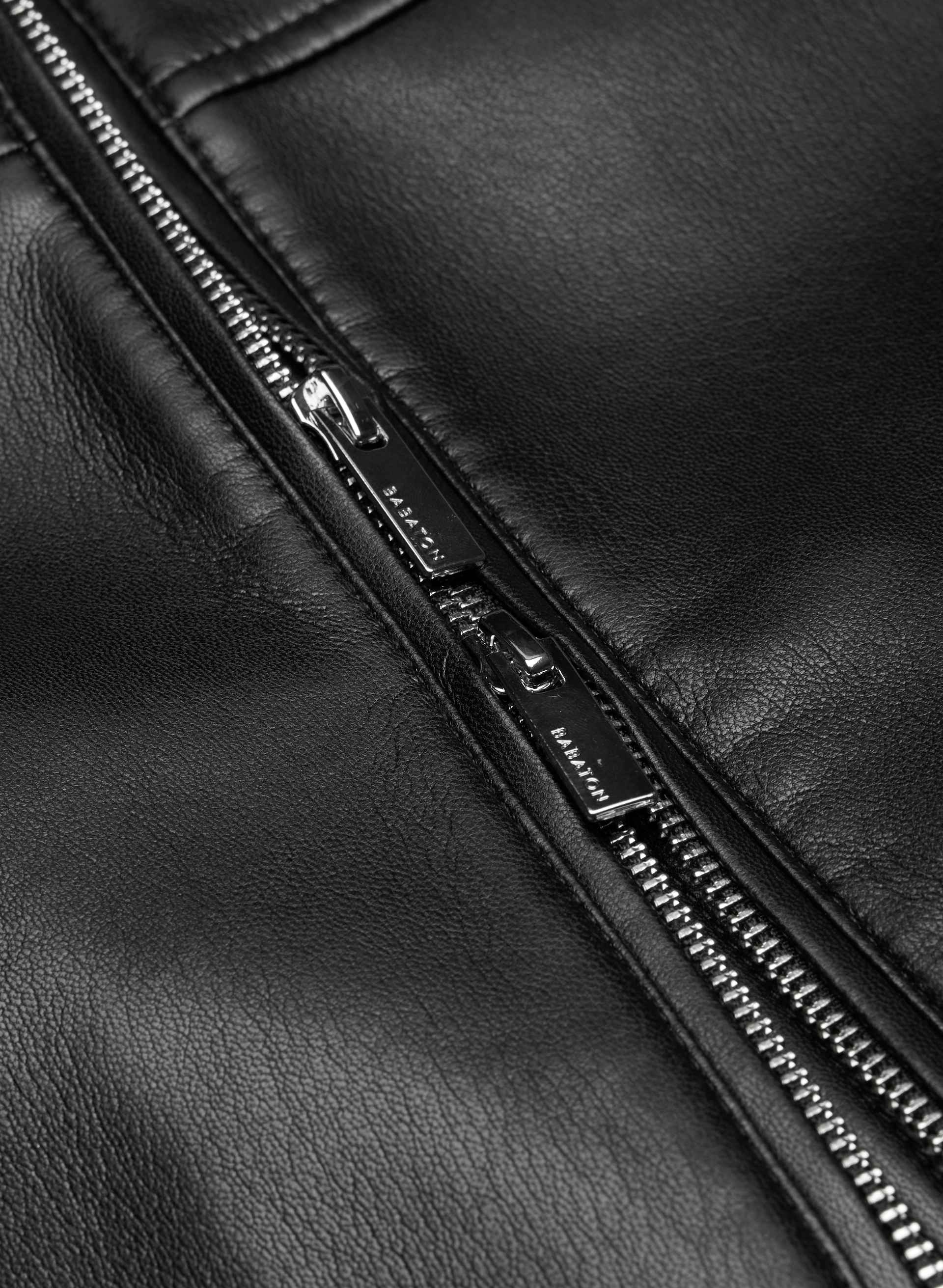 SYNERGY BOMBER | Aritzia