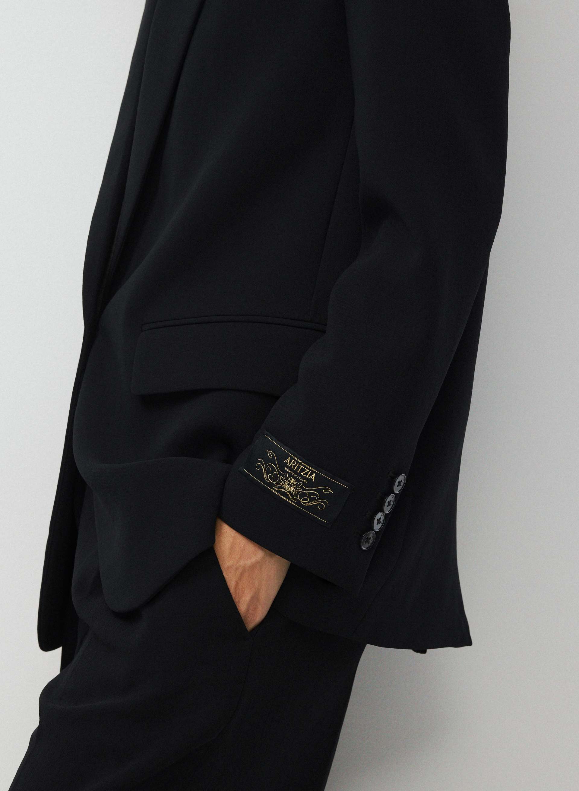 GENERATION BLAZER | Aritzia