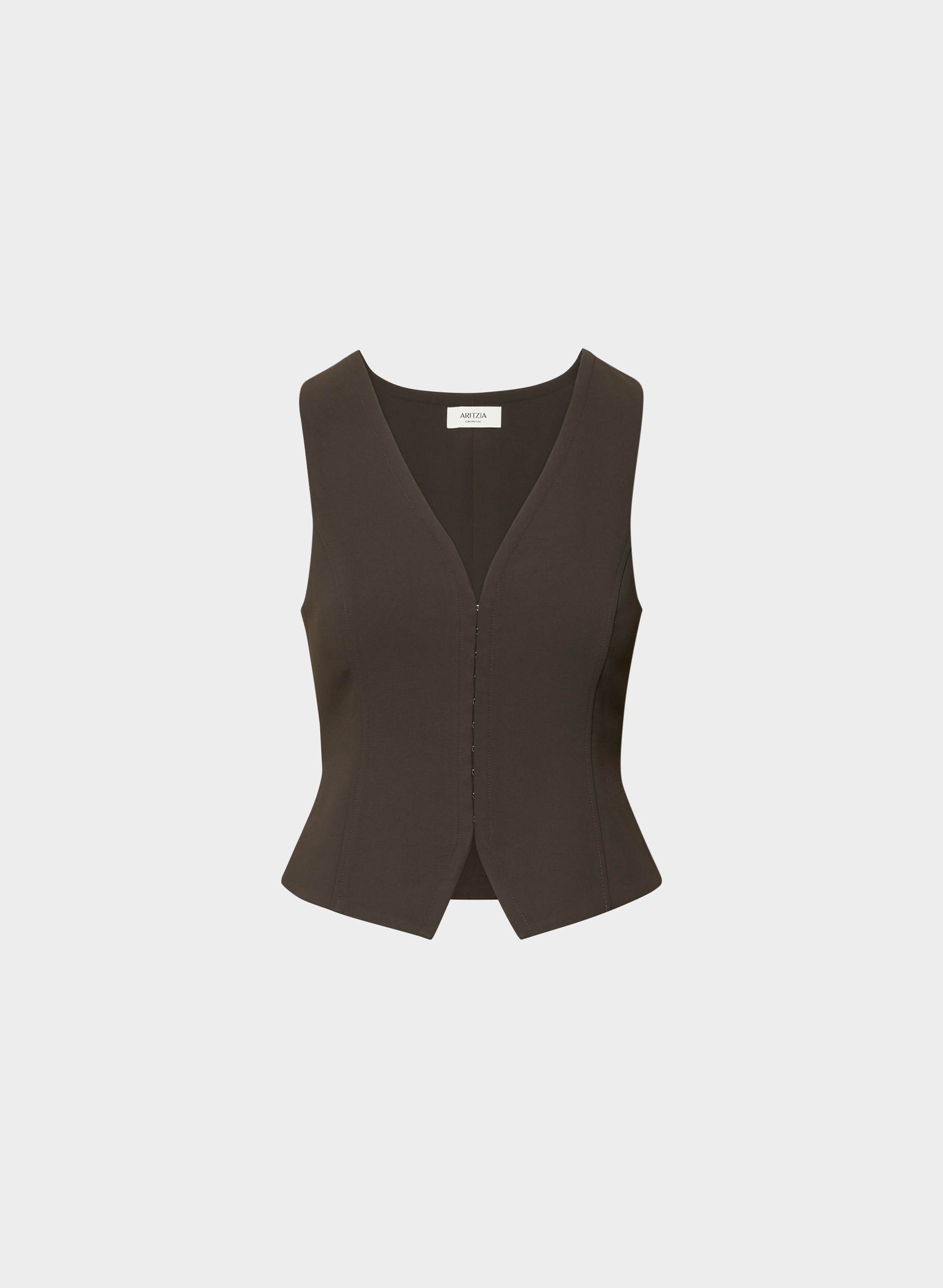 ATTIRE VEST | Aritzia