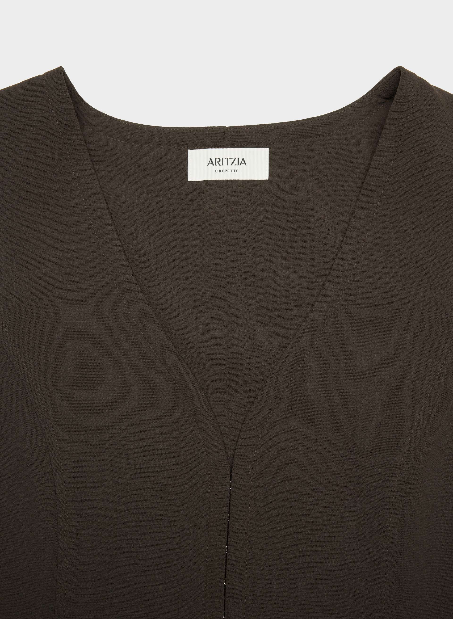 ATTIRE VEST | Aritzia