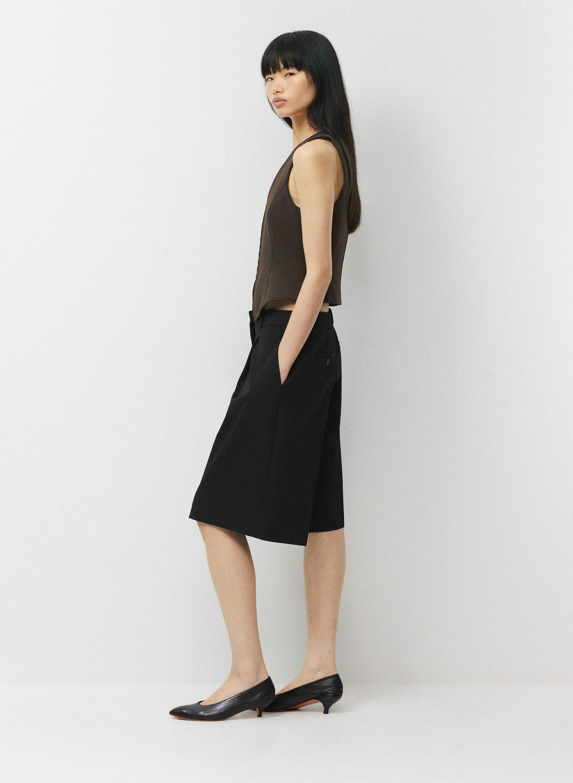 ATTIRE VEST | Aritzia