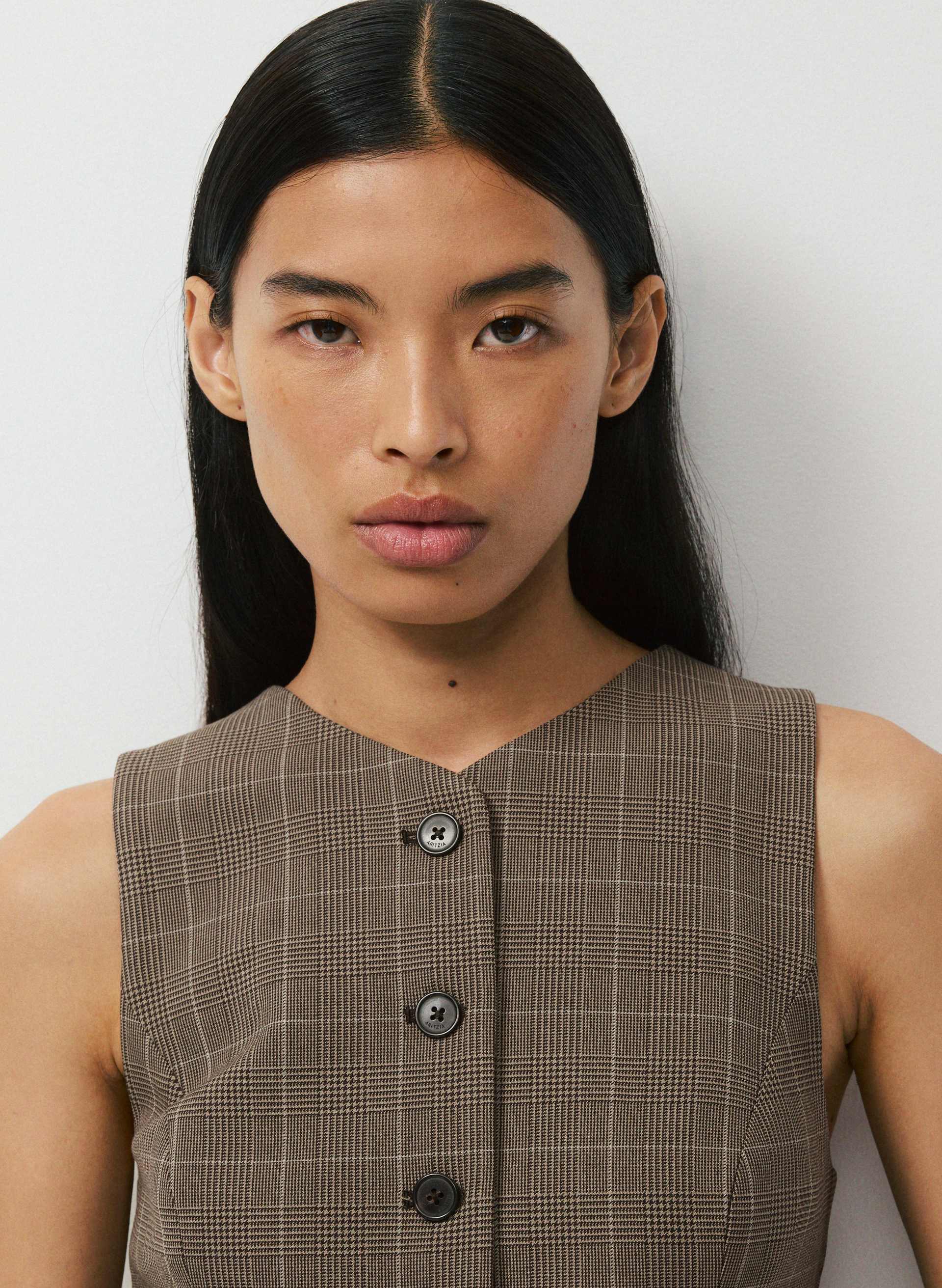 REGAL VEST | Aritzia