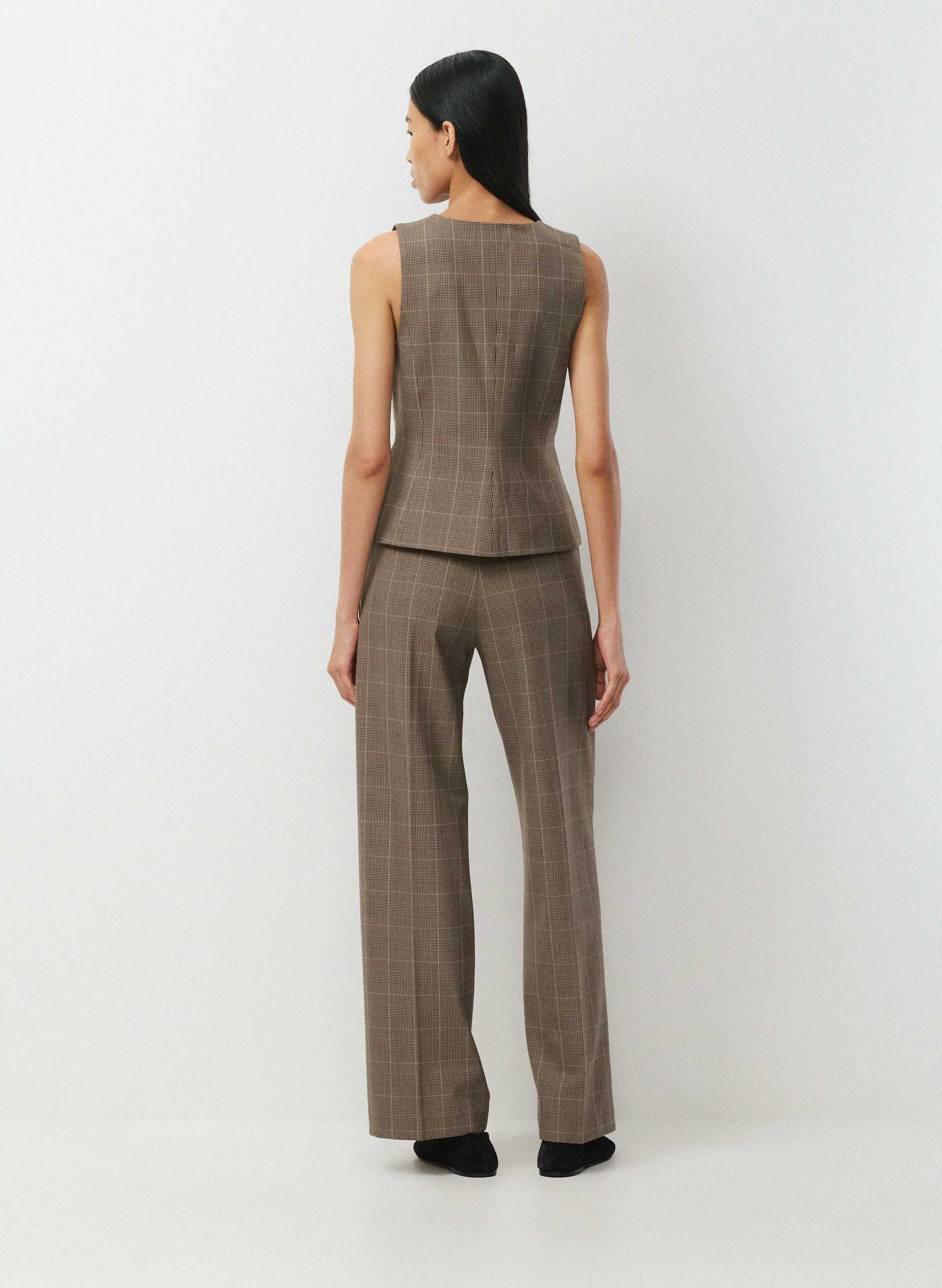 REGAL VEST | Aritzia