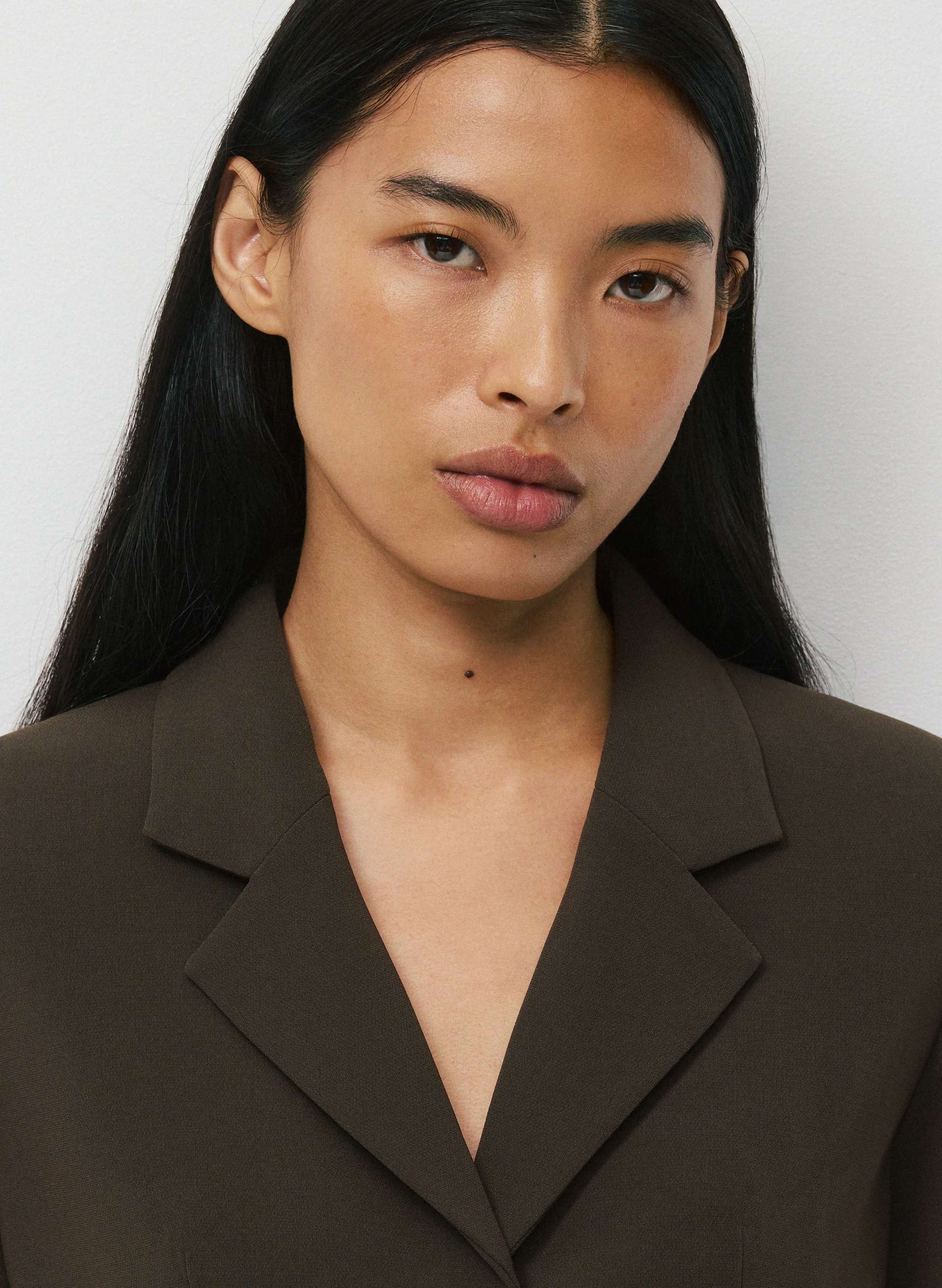 BRYNN SHORTSLEEVE BLAZER | Aritzia