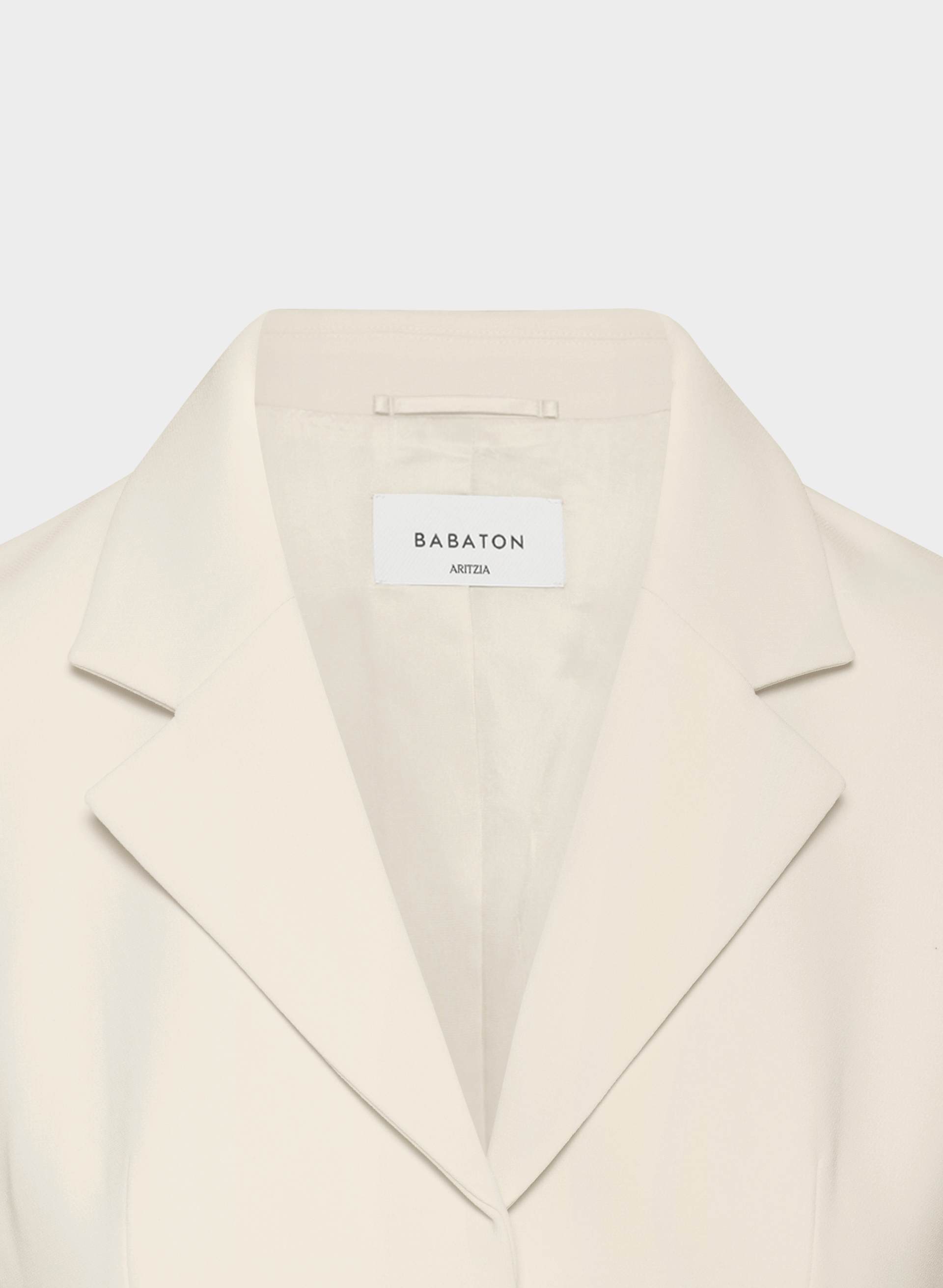 BRYNN SHORTSLEEVE BLAZER | Aritzia