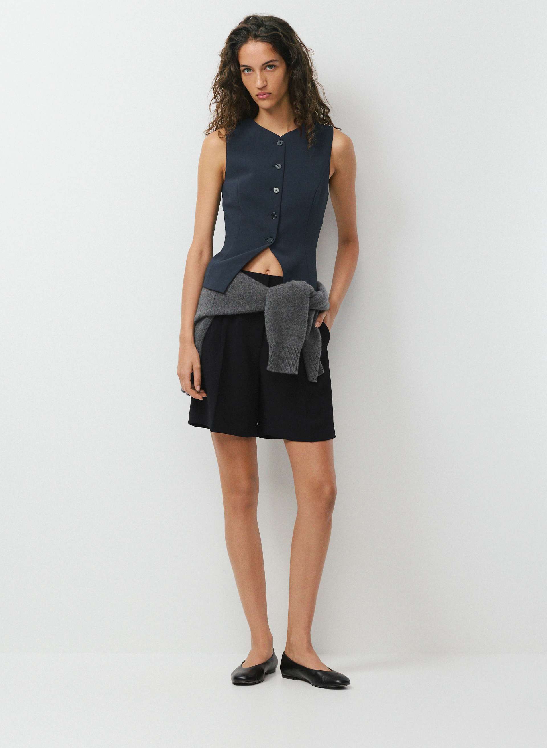 REGAL VEST | Aritzia