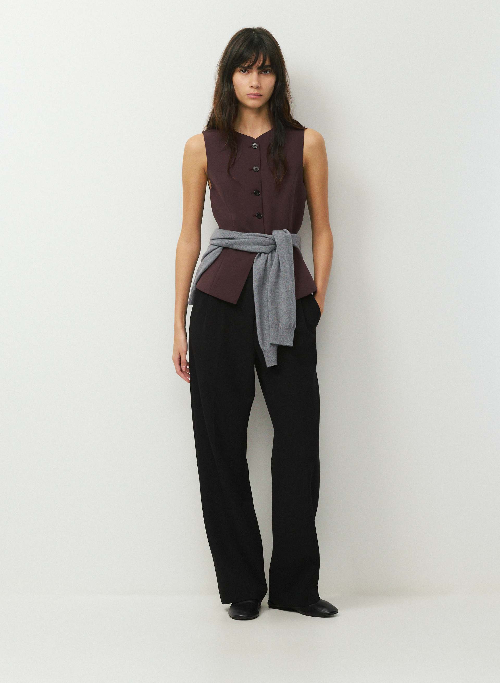 REGAL VEST - CREPETTE™ - Slim-fit Japanese crepe button-up vest. 