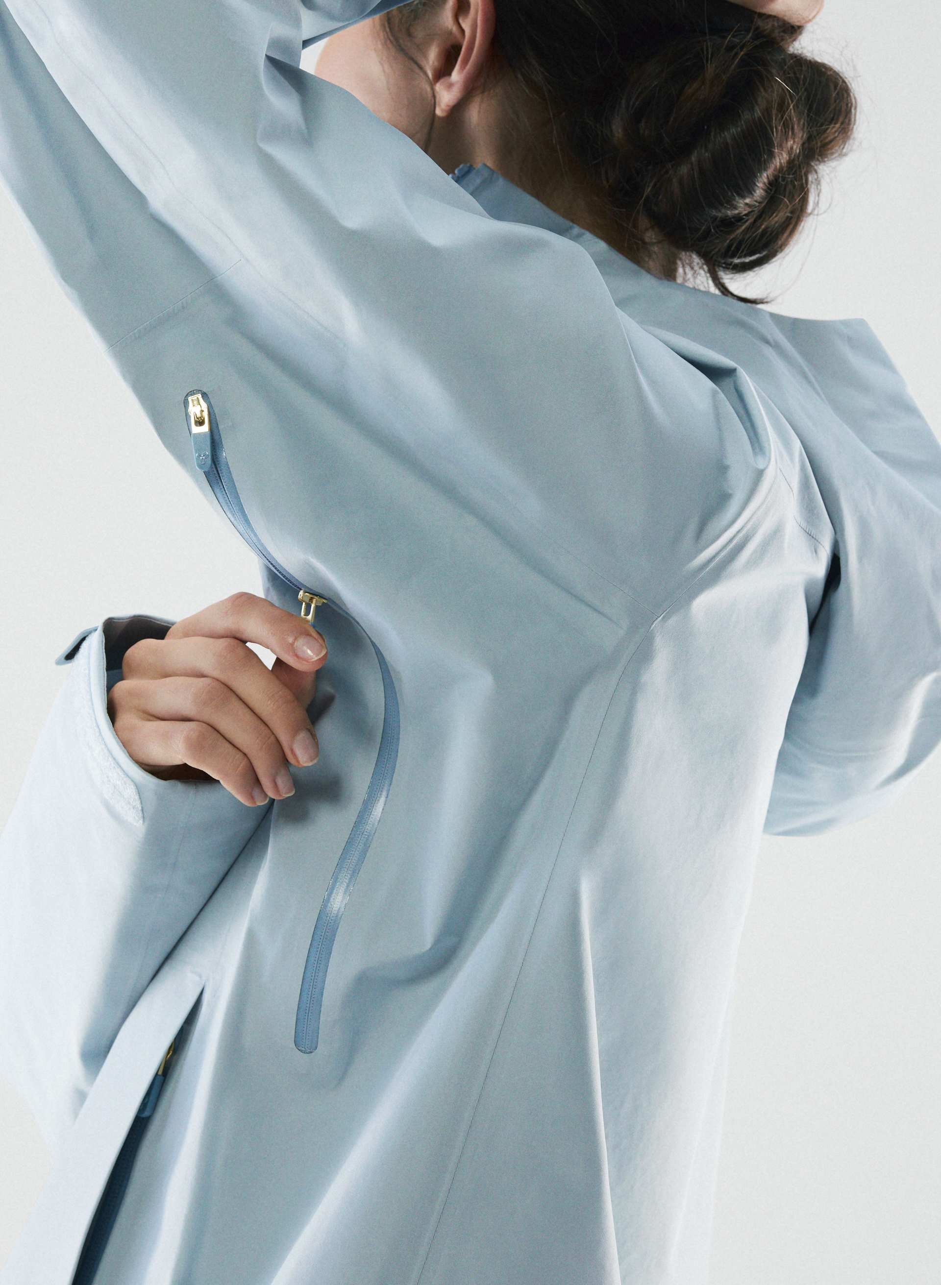 GORE-TEX® FRONTIER JACKET | Aritzia