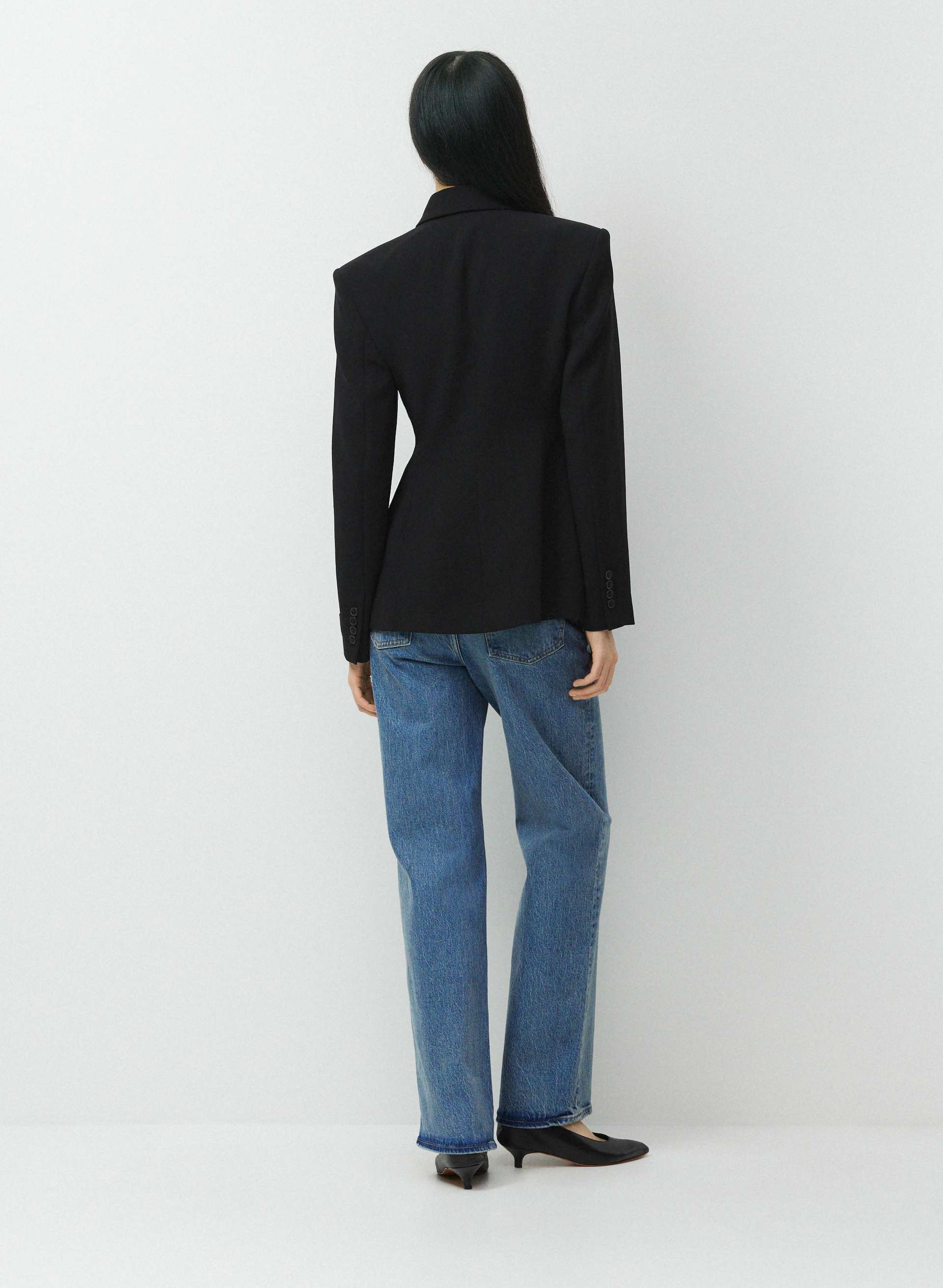 STANDOUT BLAZER | Aritzia