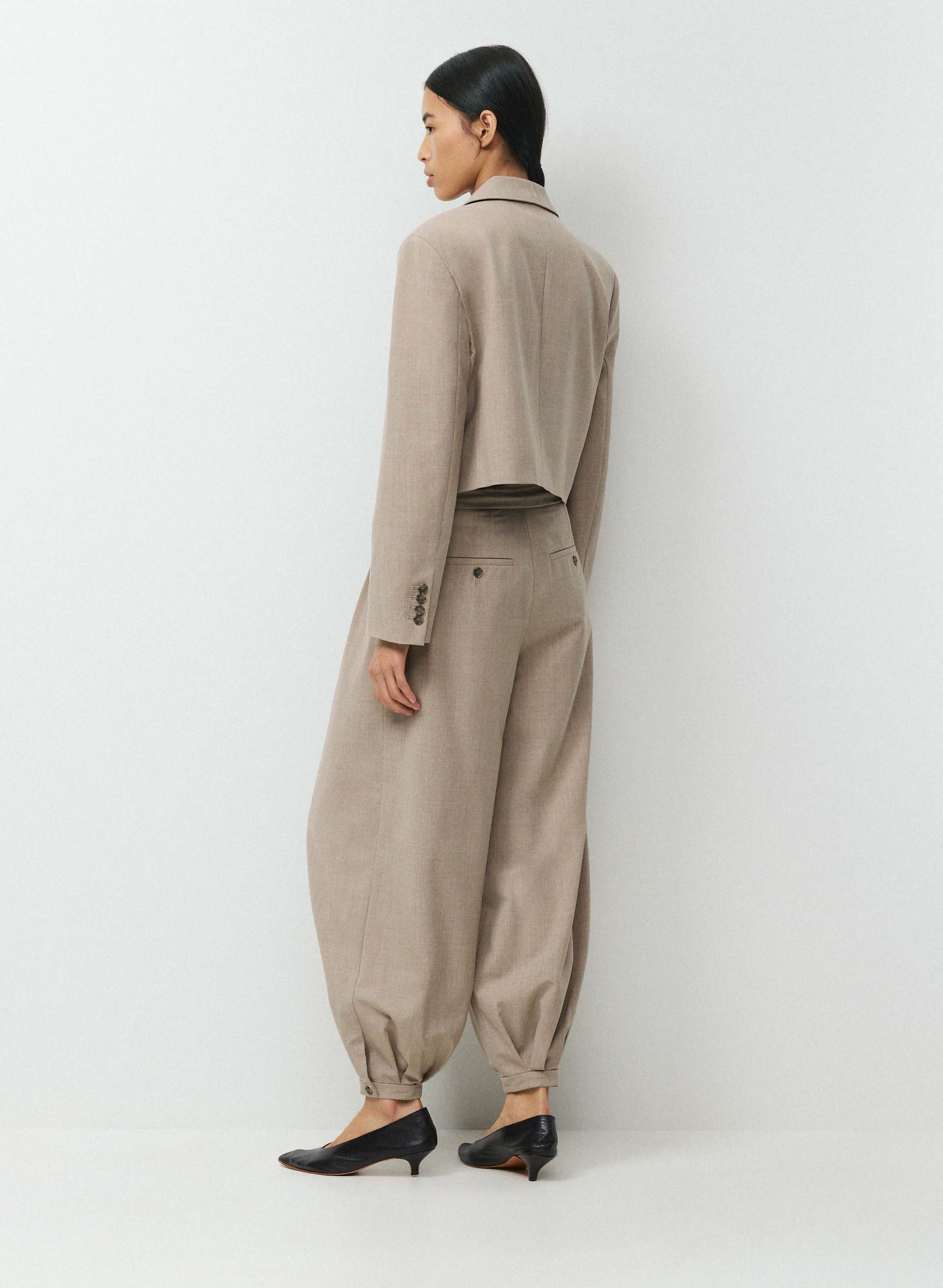 COMMAND WOOL BLAZER | Aritzia