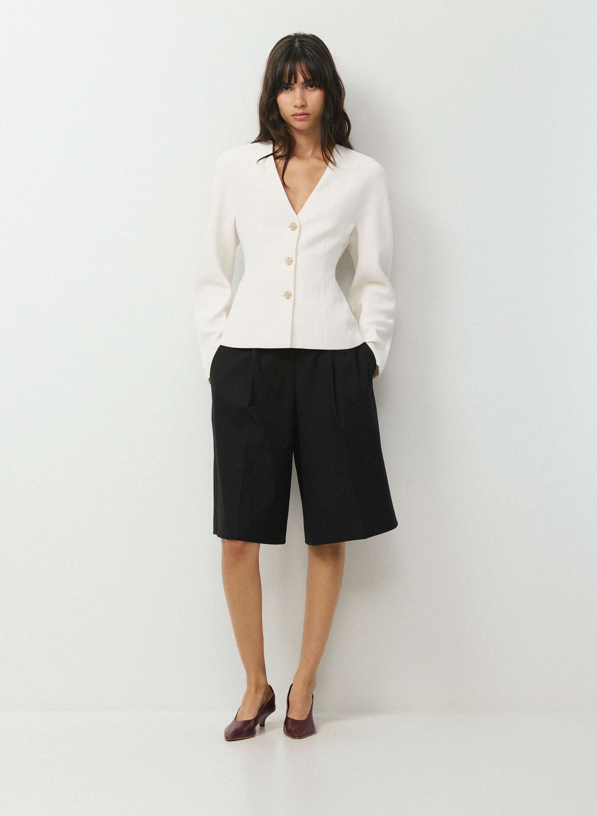 DISTINCTION BLAZER | Aritzia