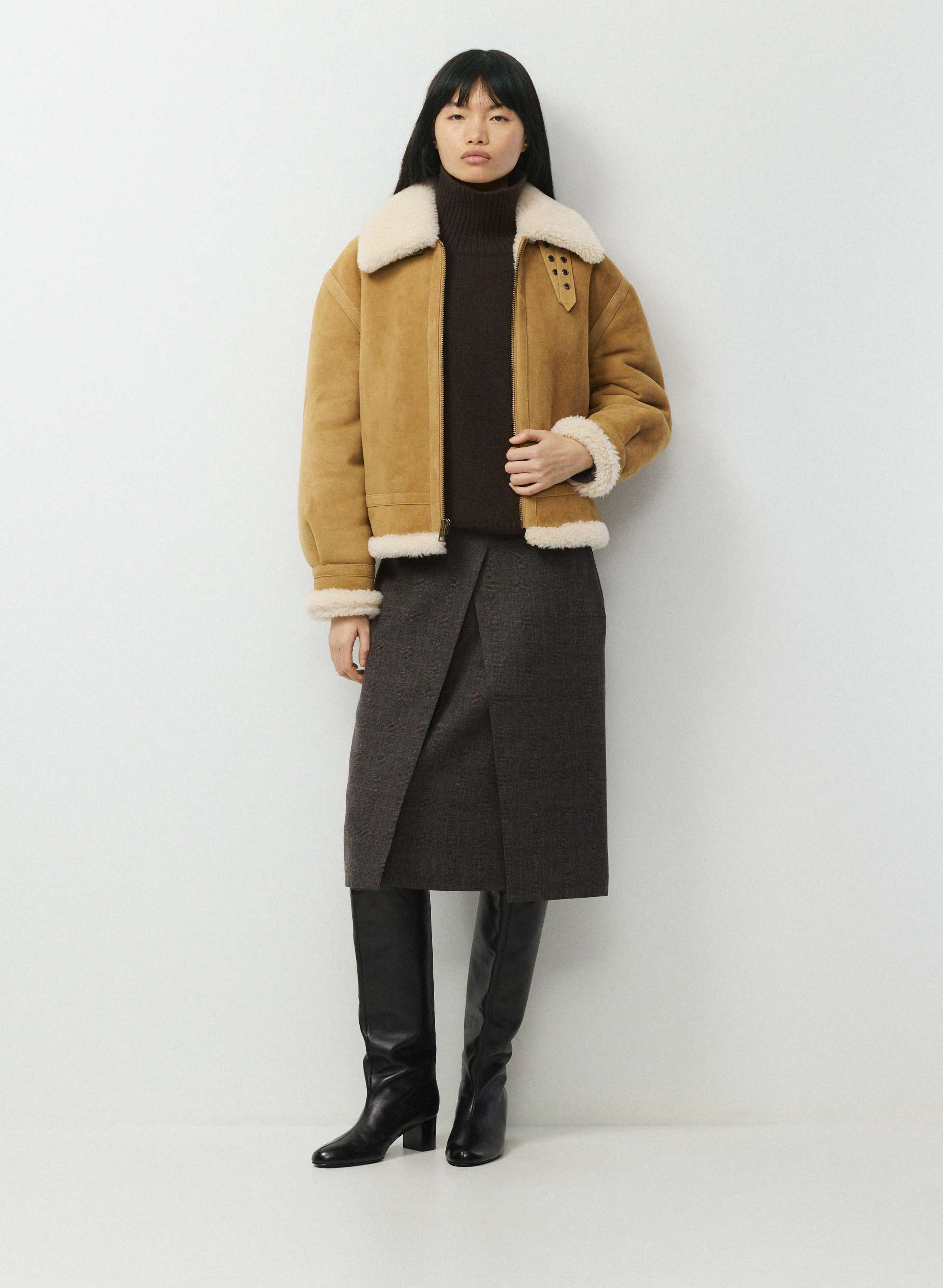 BAILEY AVIATOR JACKET - SHEARLING - 100% lamb leather aviator jacket with shearling interior. 