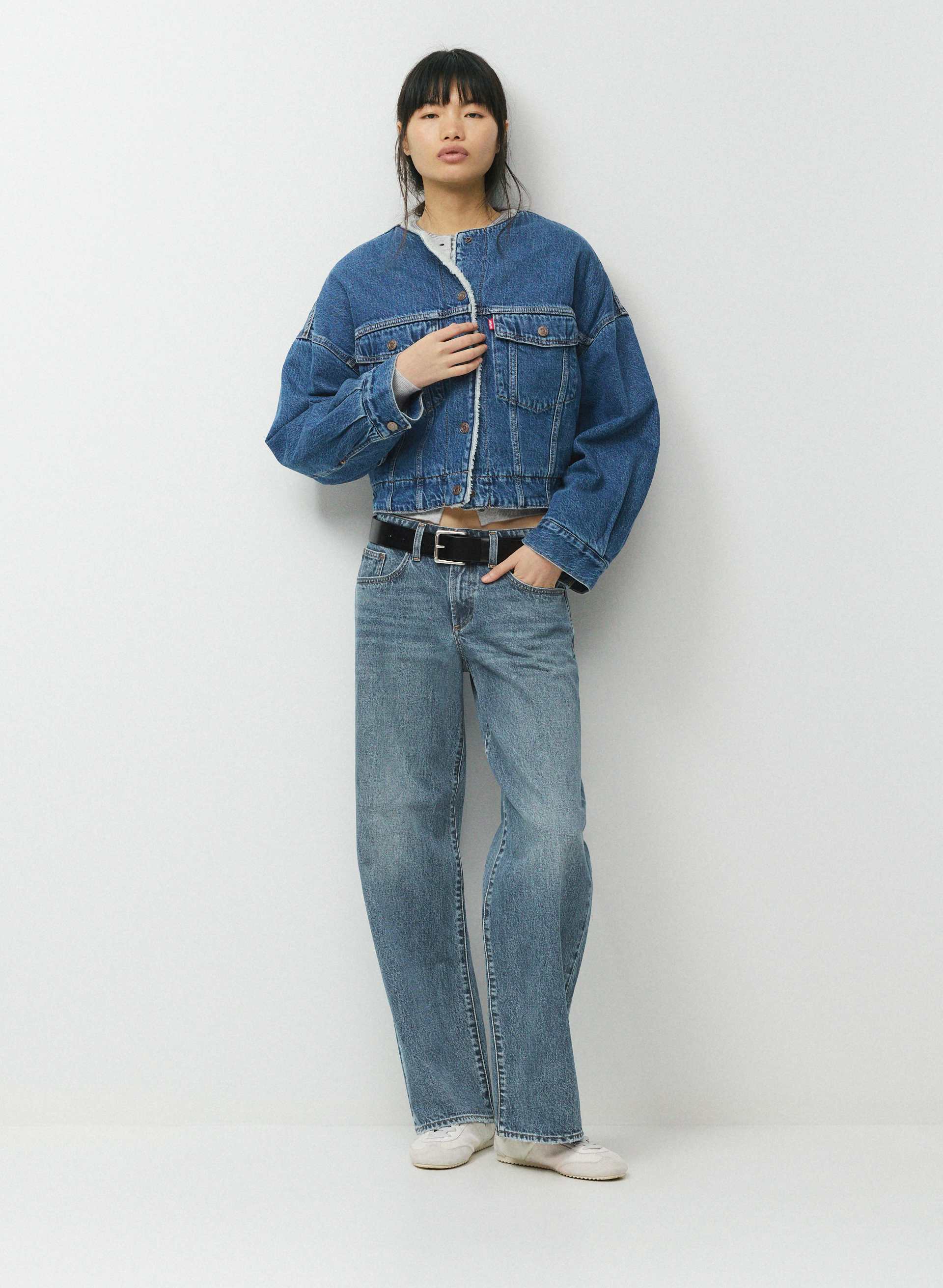 COLLARLESS CROP SHERPA TRUCKER JACKET | Aritzia