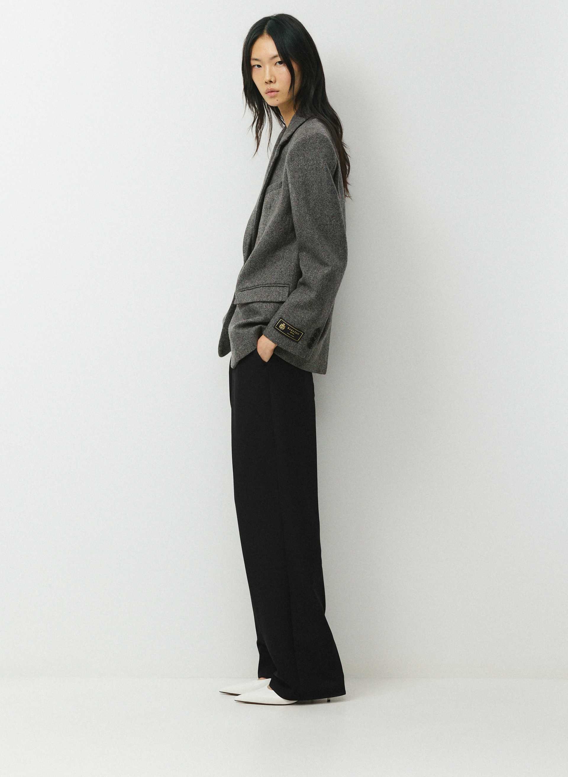 TITLE BLAZER | Aritzia