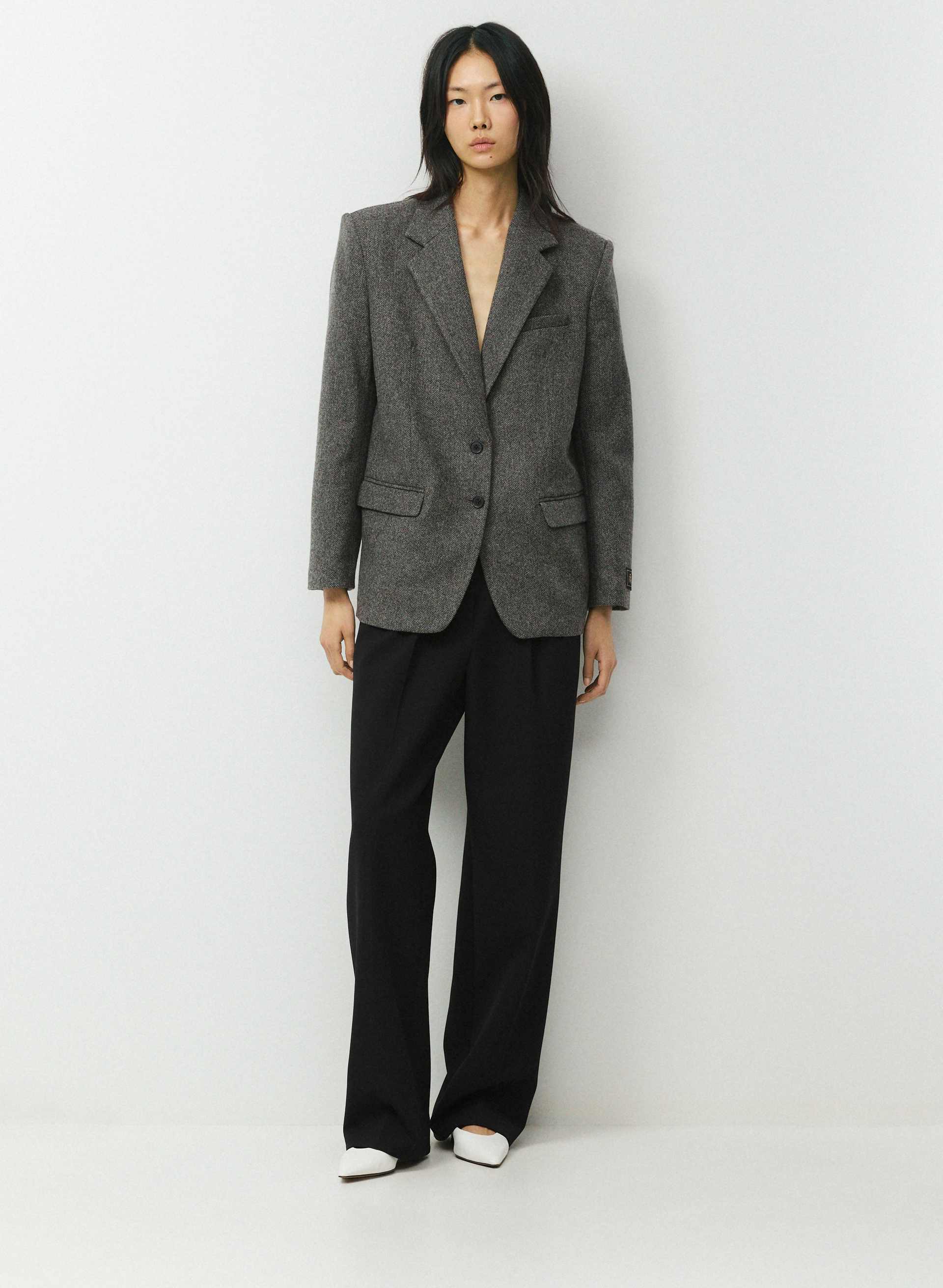 TITLE BLAZER | Aritzia