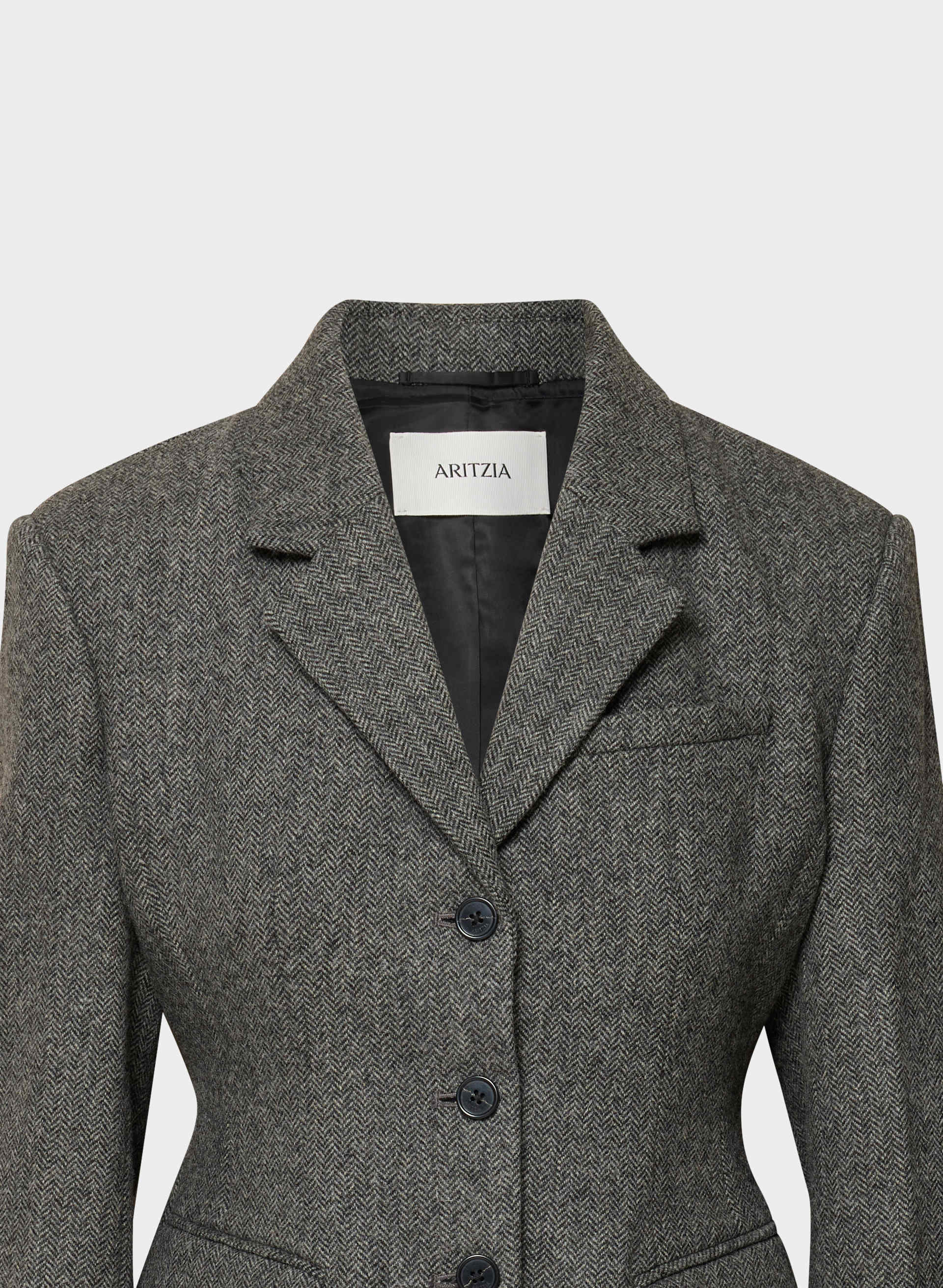 STANDOUT BLAZER | Aritzia
