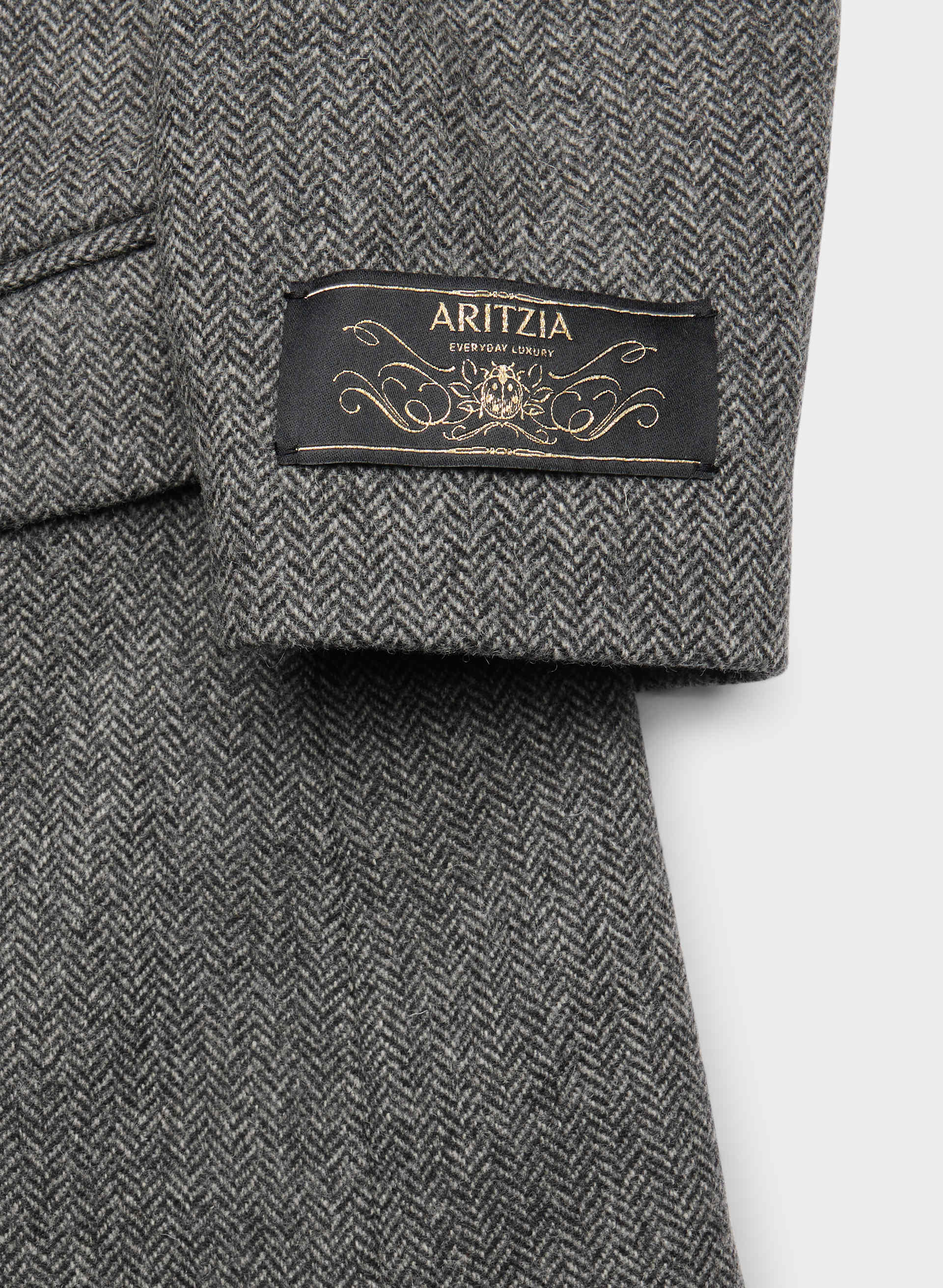 STANDOUT BLAZER | Aritzia