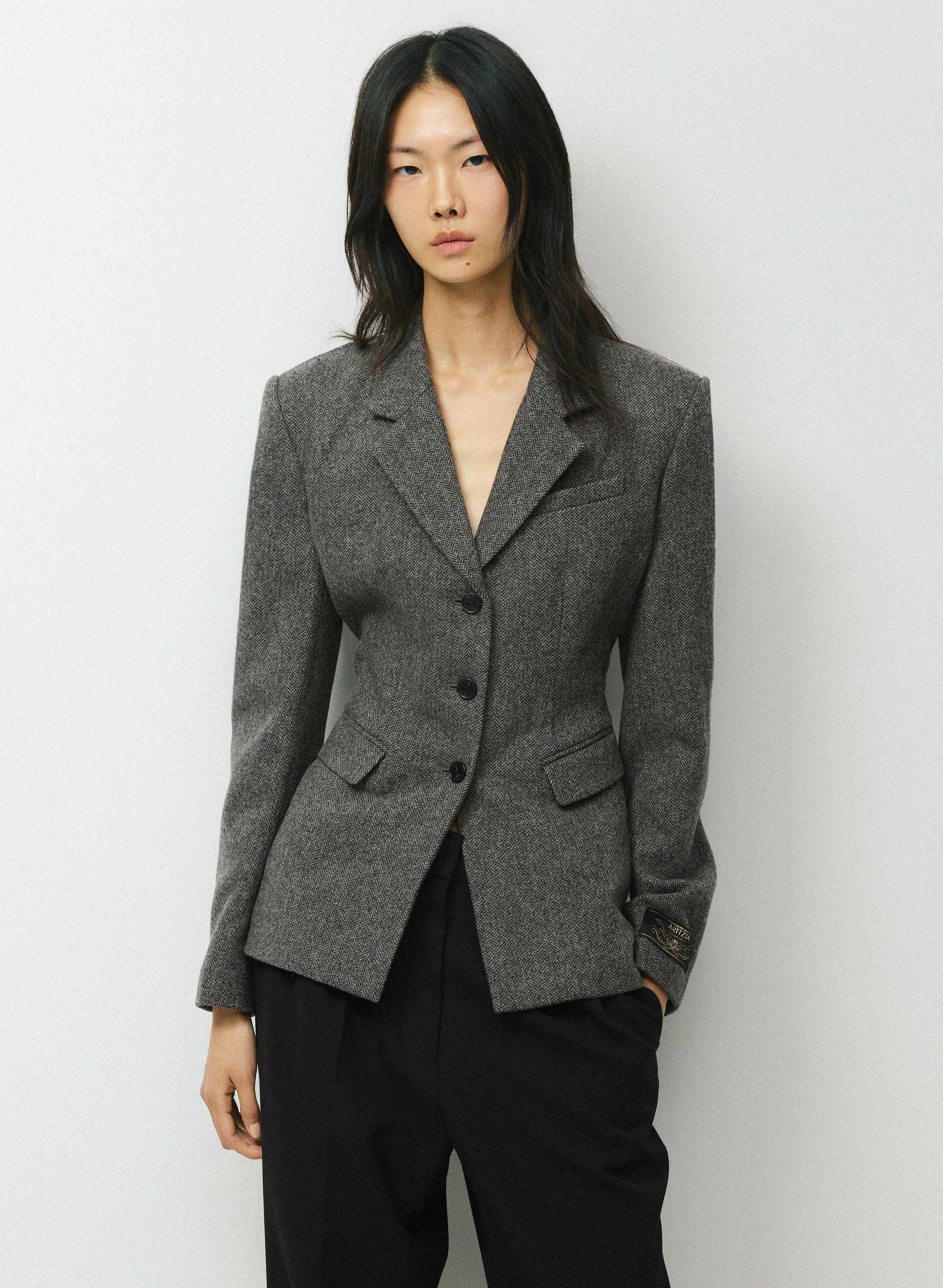 STANDOUT BLAZER | Aritzia