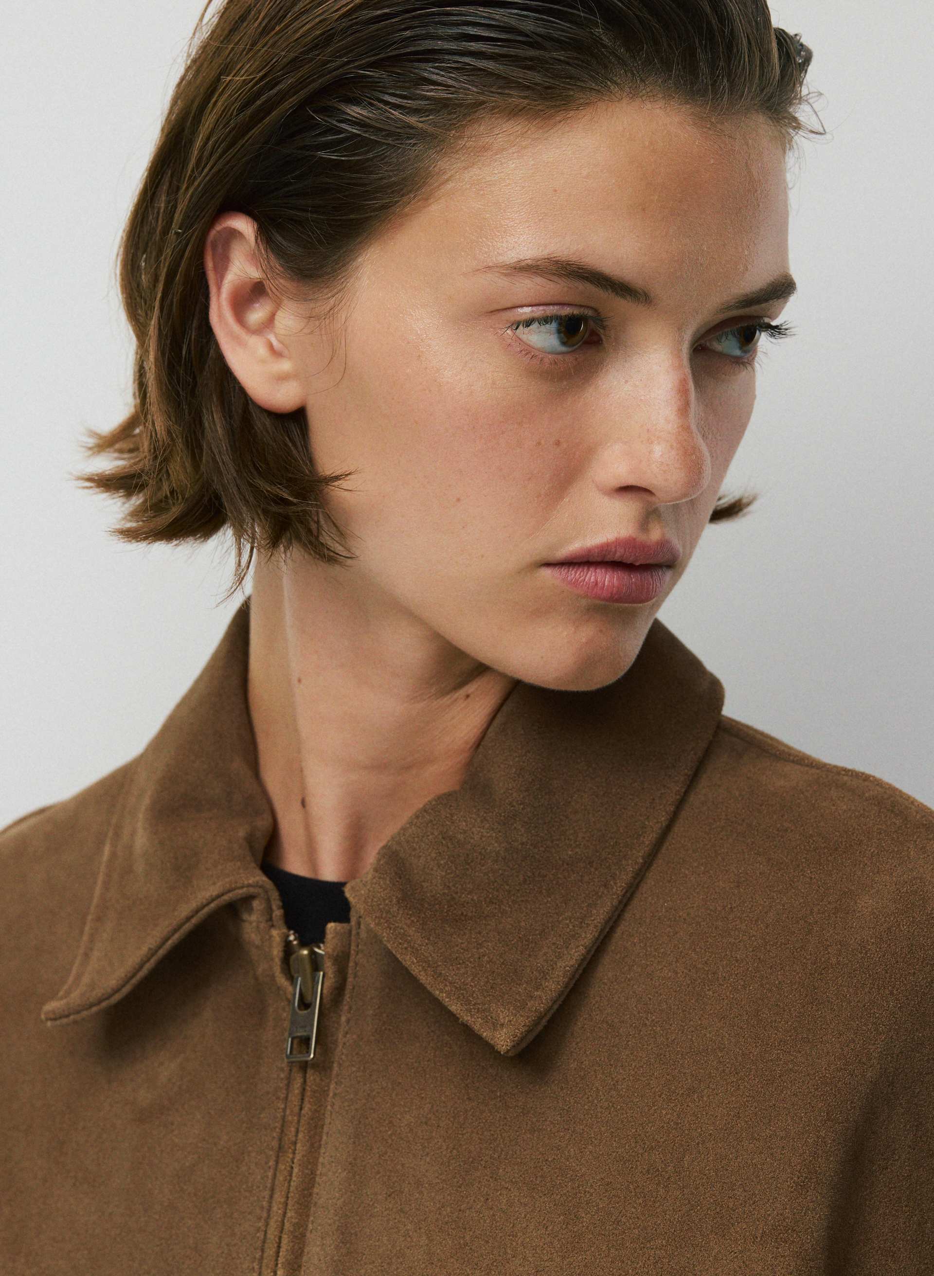 JONES BOMBER | Aritzia