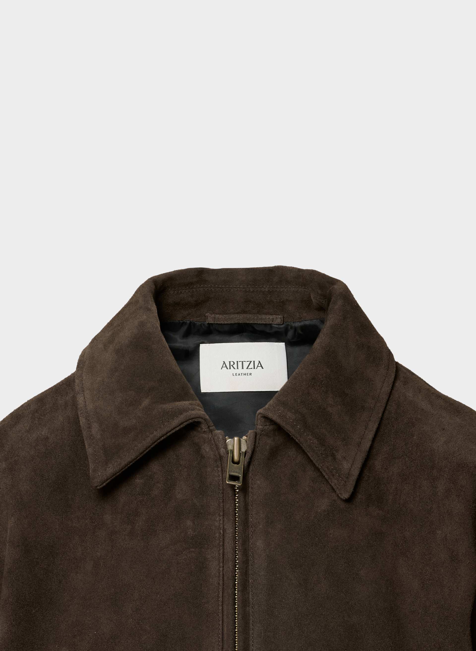 JONES BOMBER | Aritzia