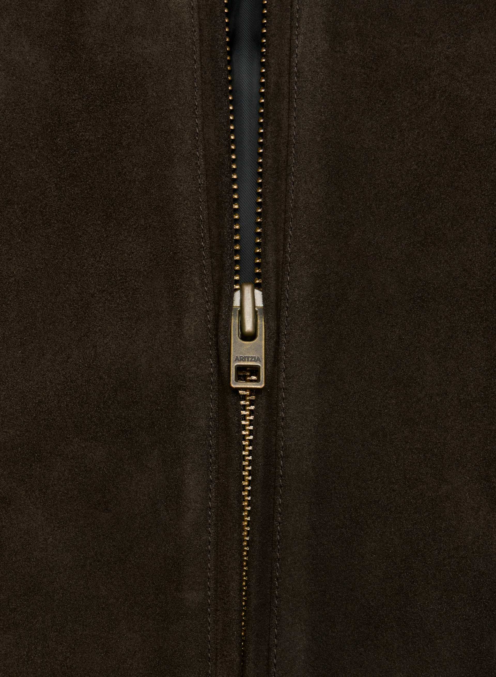 JONES BOMBER | Aritzia