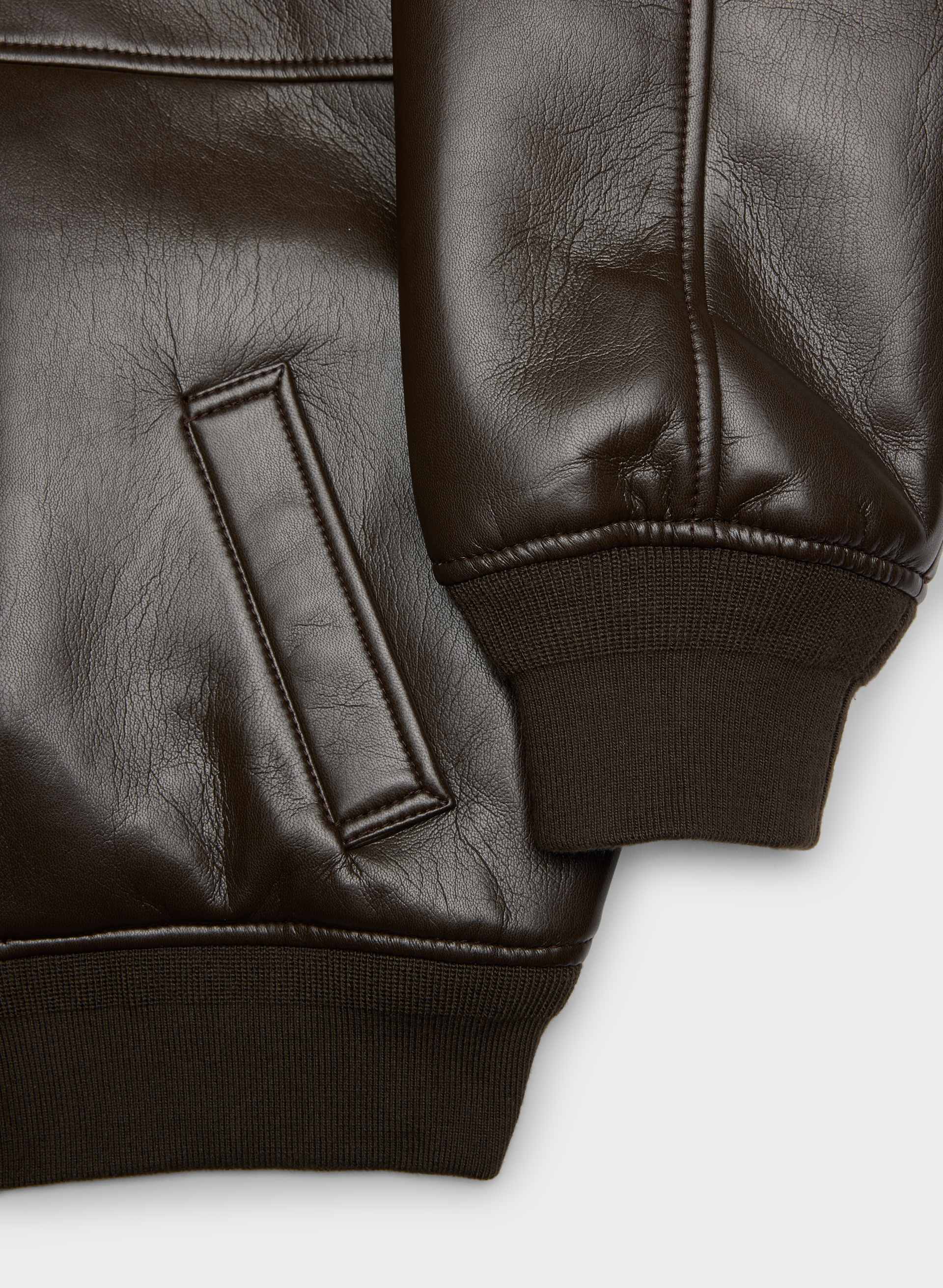 SYNERGY BOMBER | Aritzia