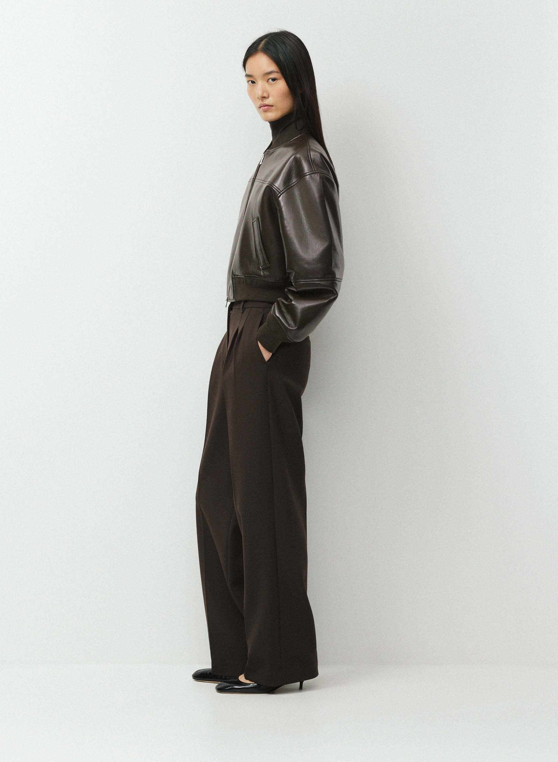 SYNERGY BOMBER | Aritzia