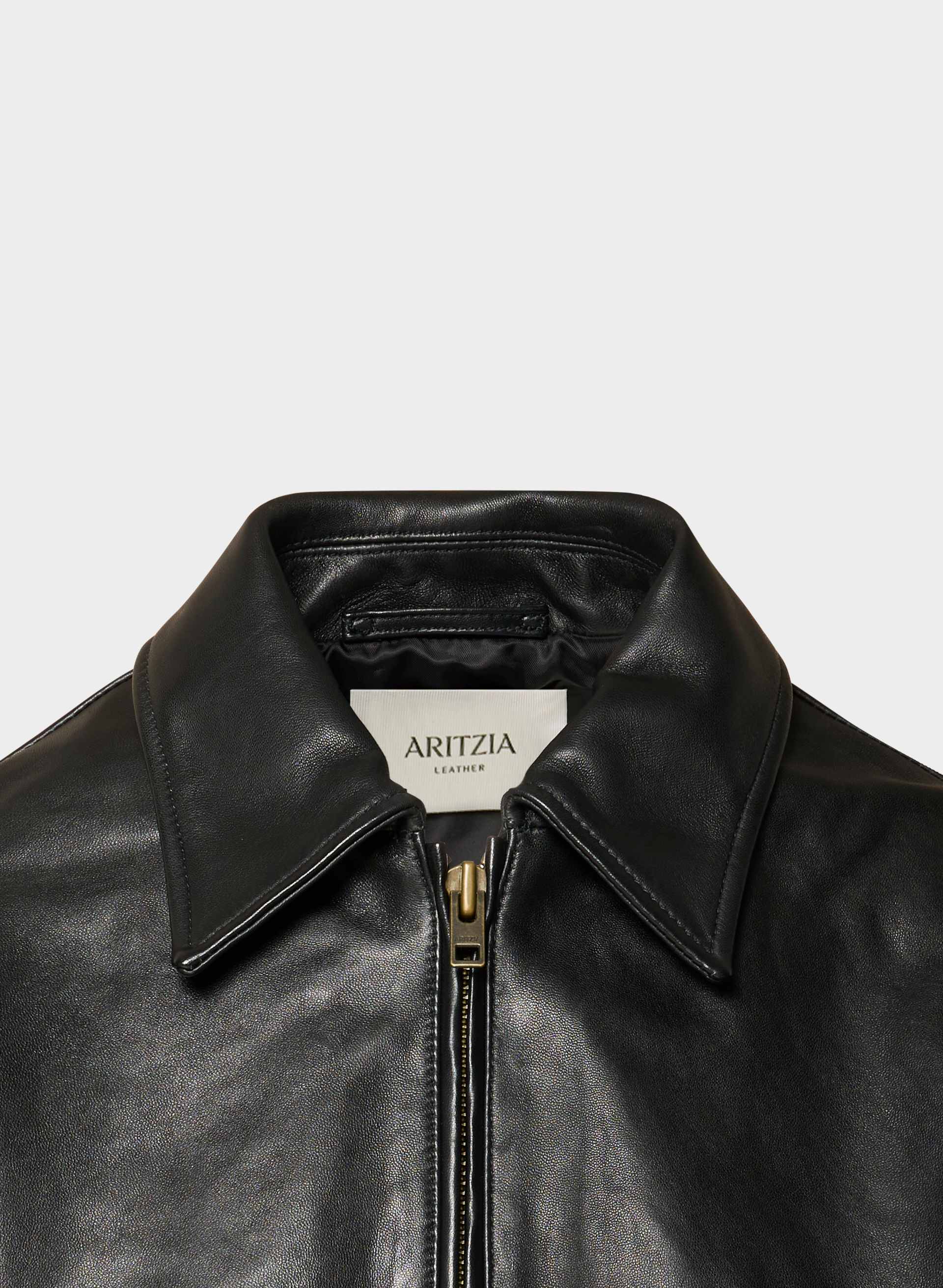 NEW JONES BOMBER | Aritzia