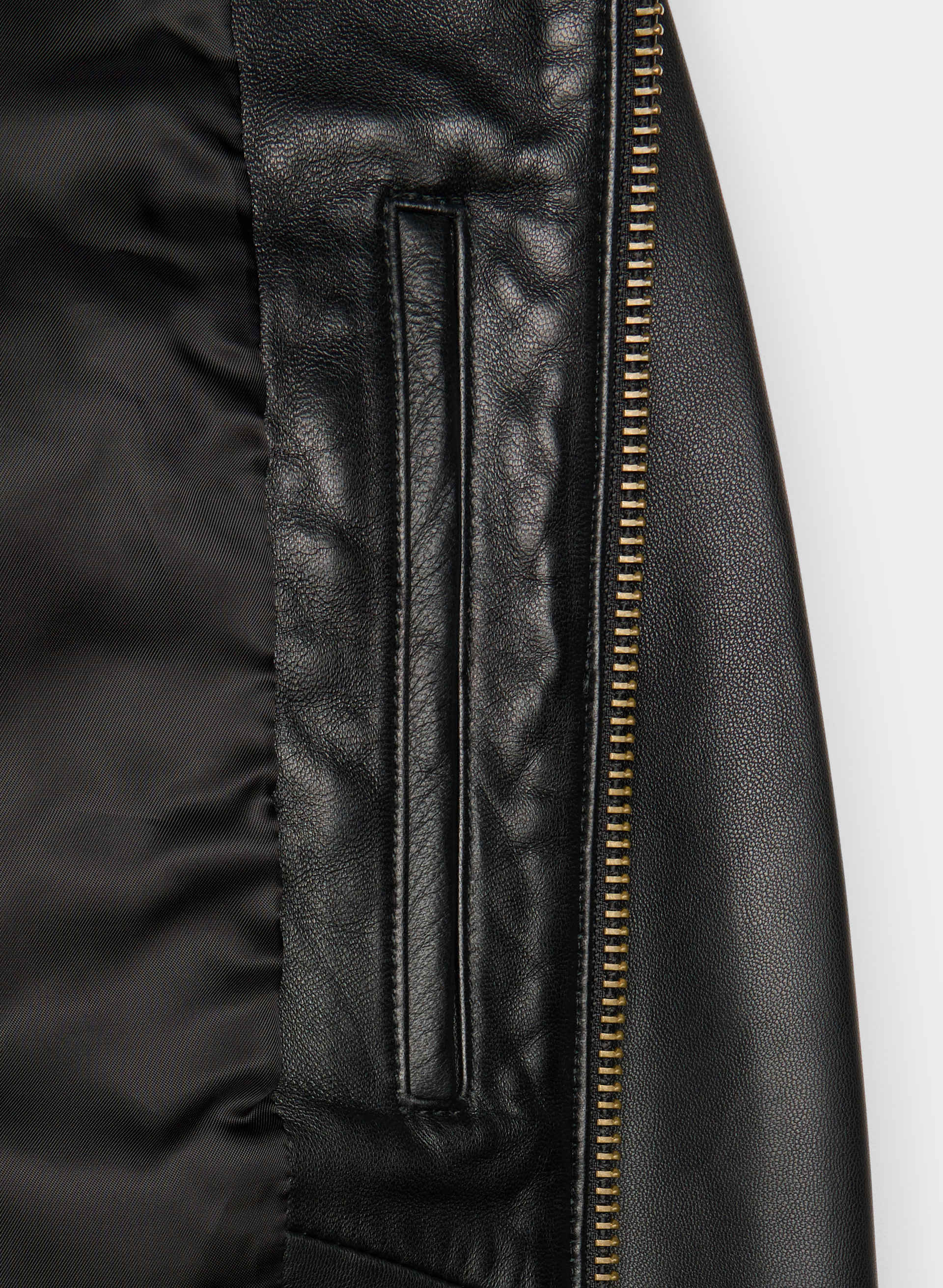 NEW JONES BOMBER | Aritzia