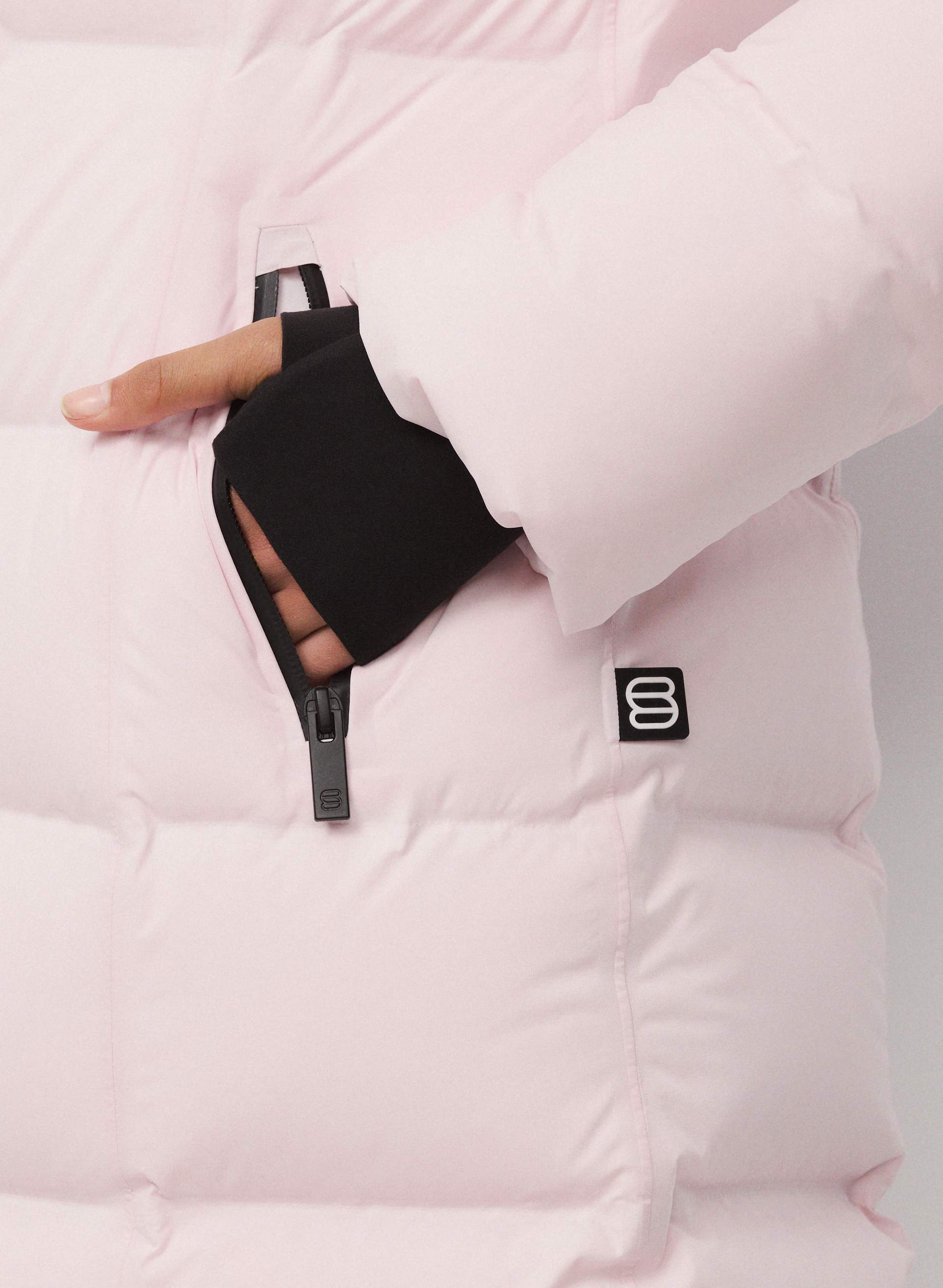THE SUPERSNUG PUFF₂O™ MID | Aritzia