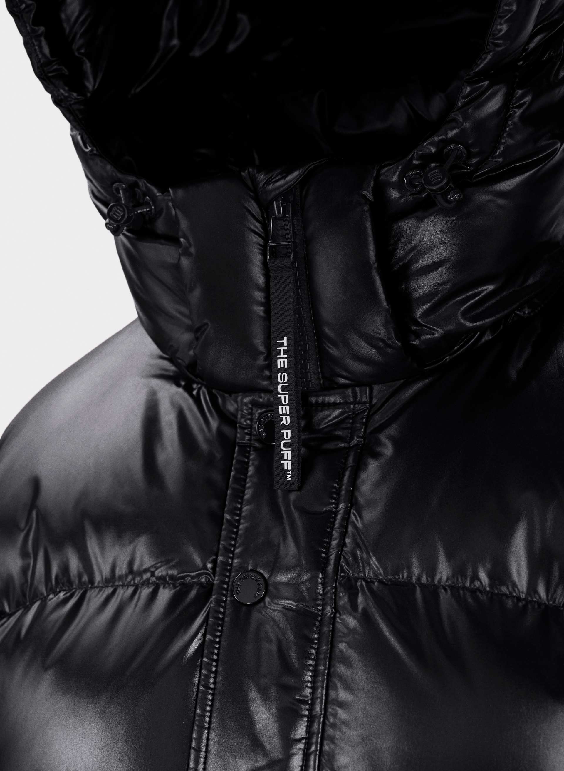 THE SUPER PUFF™ SHORTY | Aritzia