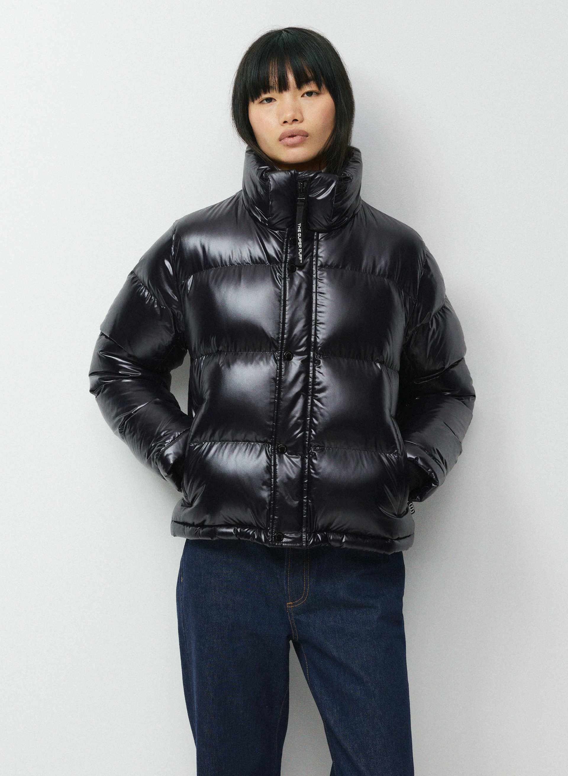 THE SUPER PUFF™ SHORTY | Aritzia