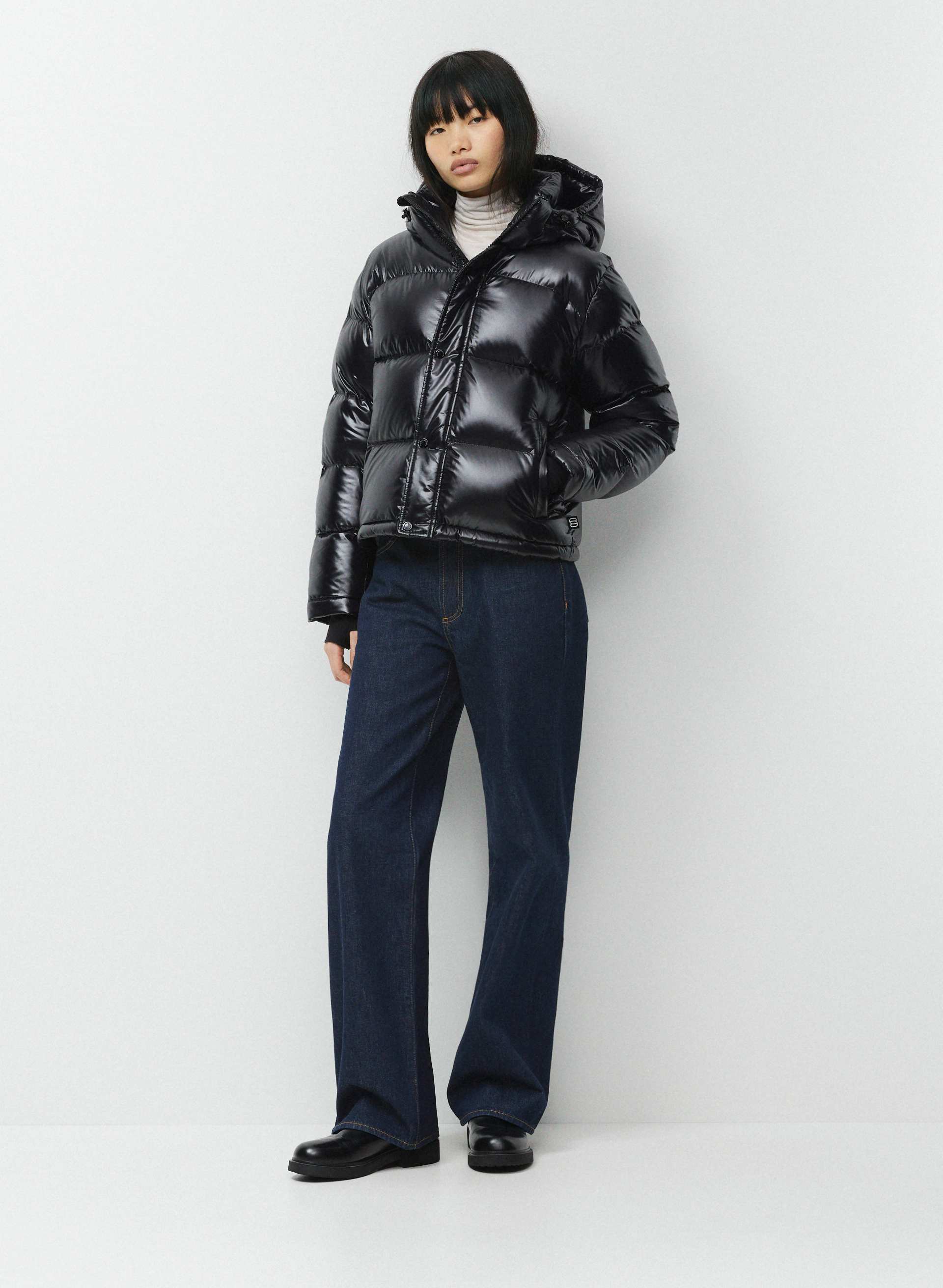 THE SUPER PUFF™ SHORTY | Aritzia