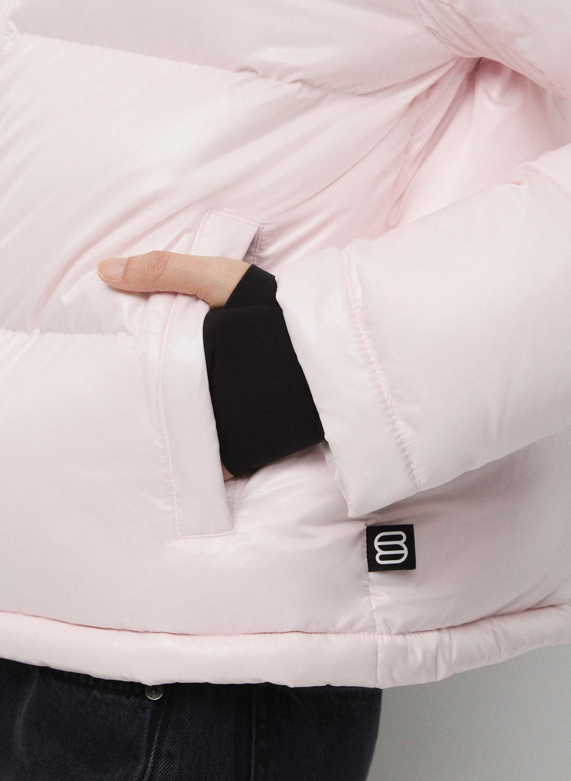 THE SUPER PUFF™ COURT | Aritzia