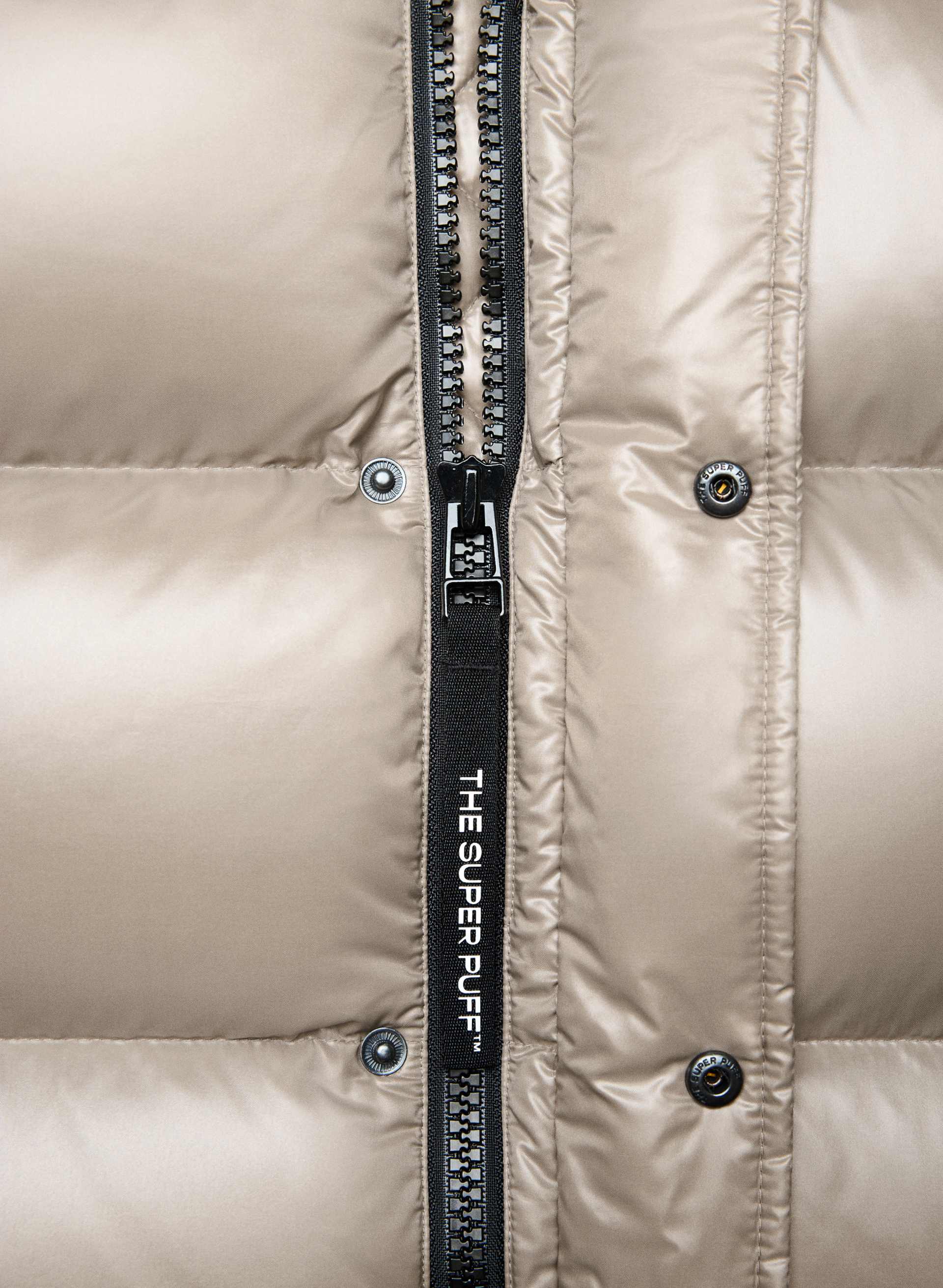 THE SUPER PUFF™ SHORTY | Aritzia