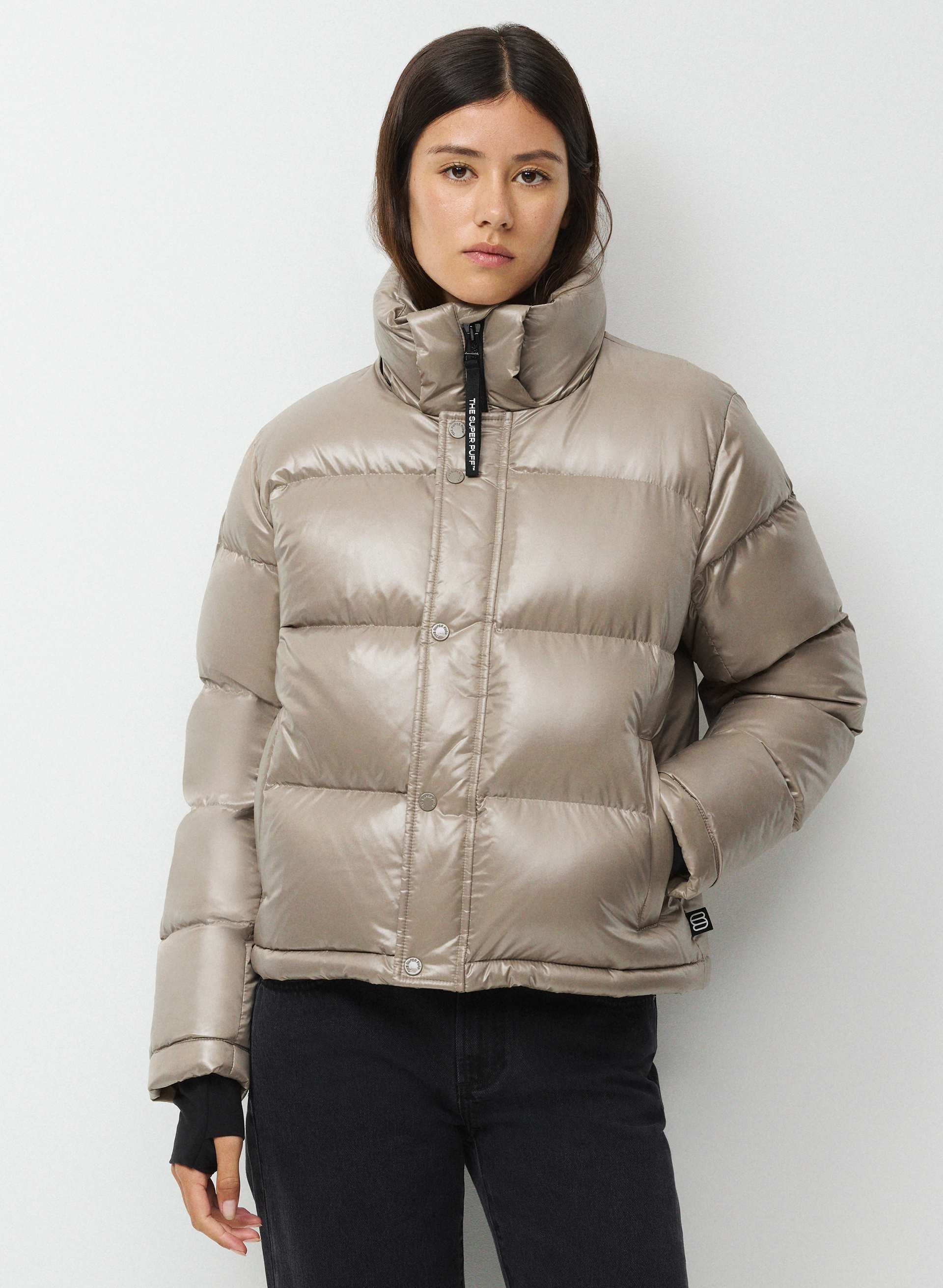 THE SUPER PUFF™ SHORTY | Aritzia