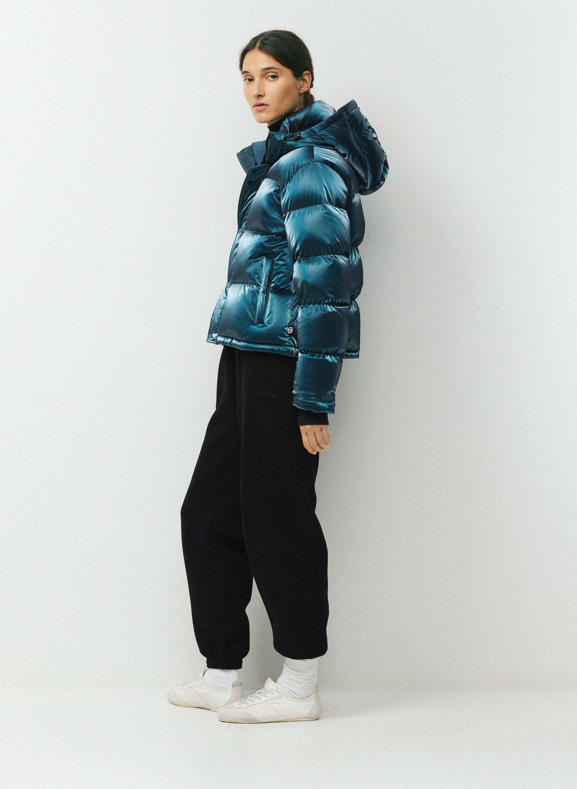 THE SUPER PUFF™ SHORTY | Aritzia