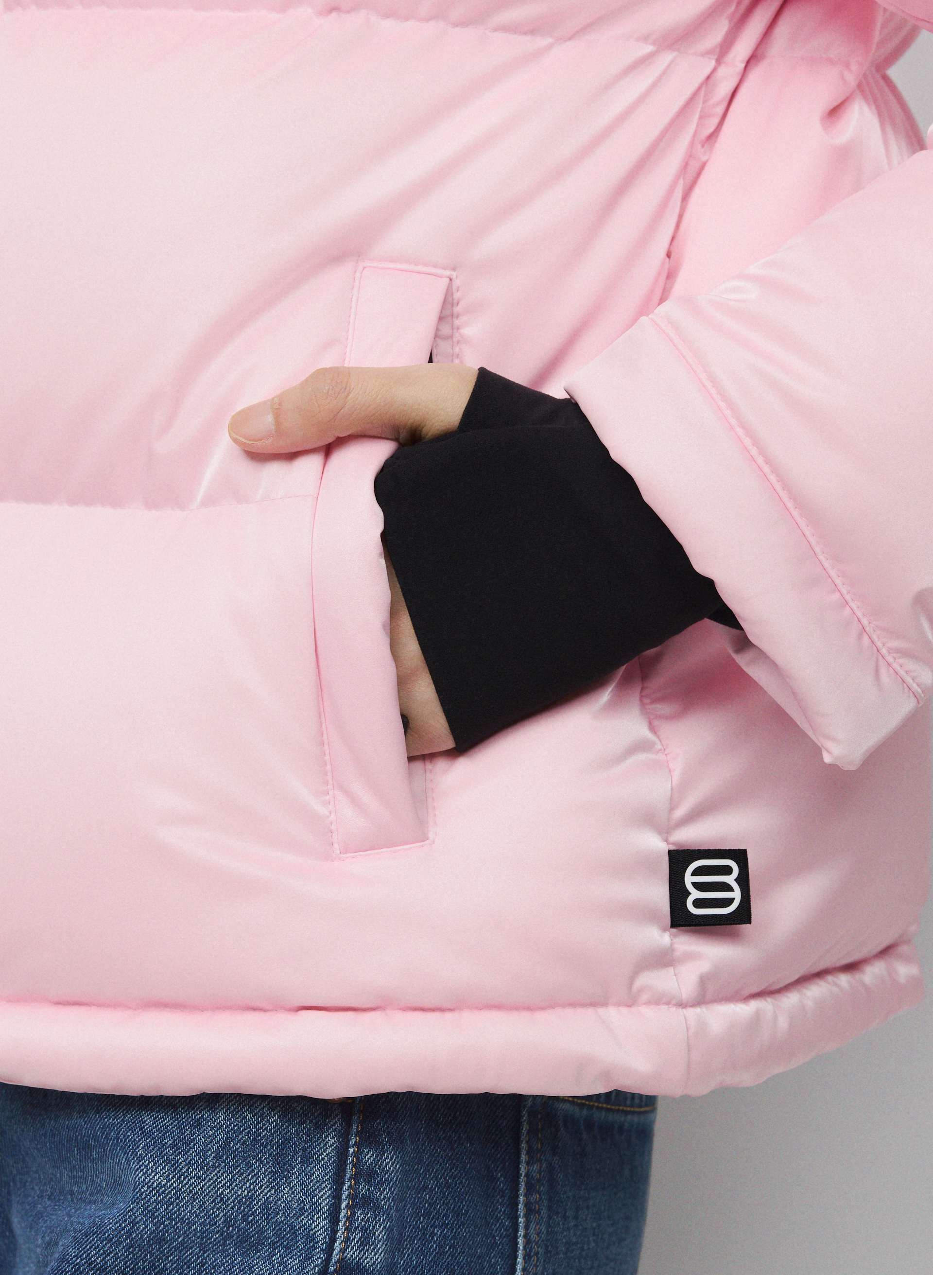 THE SUPER PUFF™ SHORTY | Aritzia