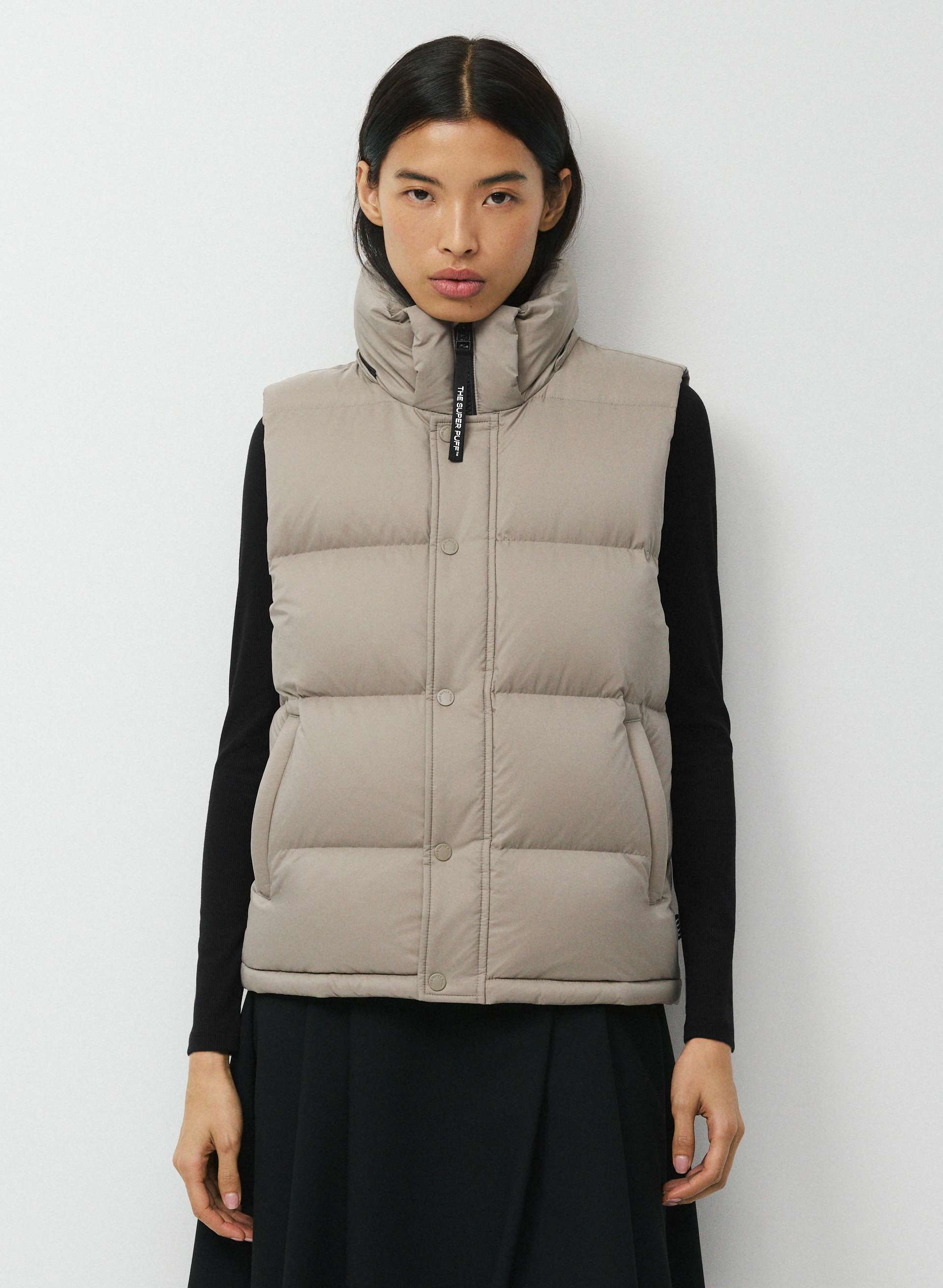 THE SUPER PUFF™ VEST | Aritzia