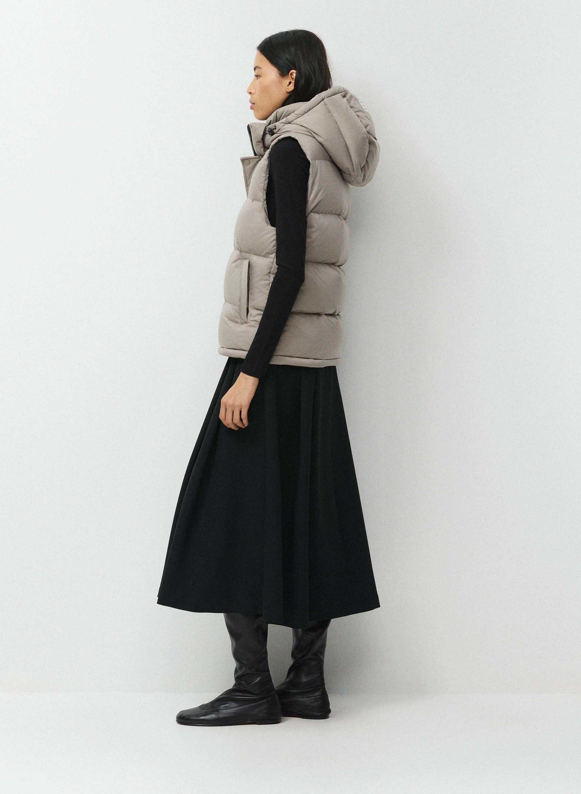 THE SUPER PUFF™ VEST | Aritzia
