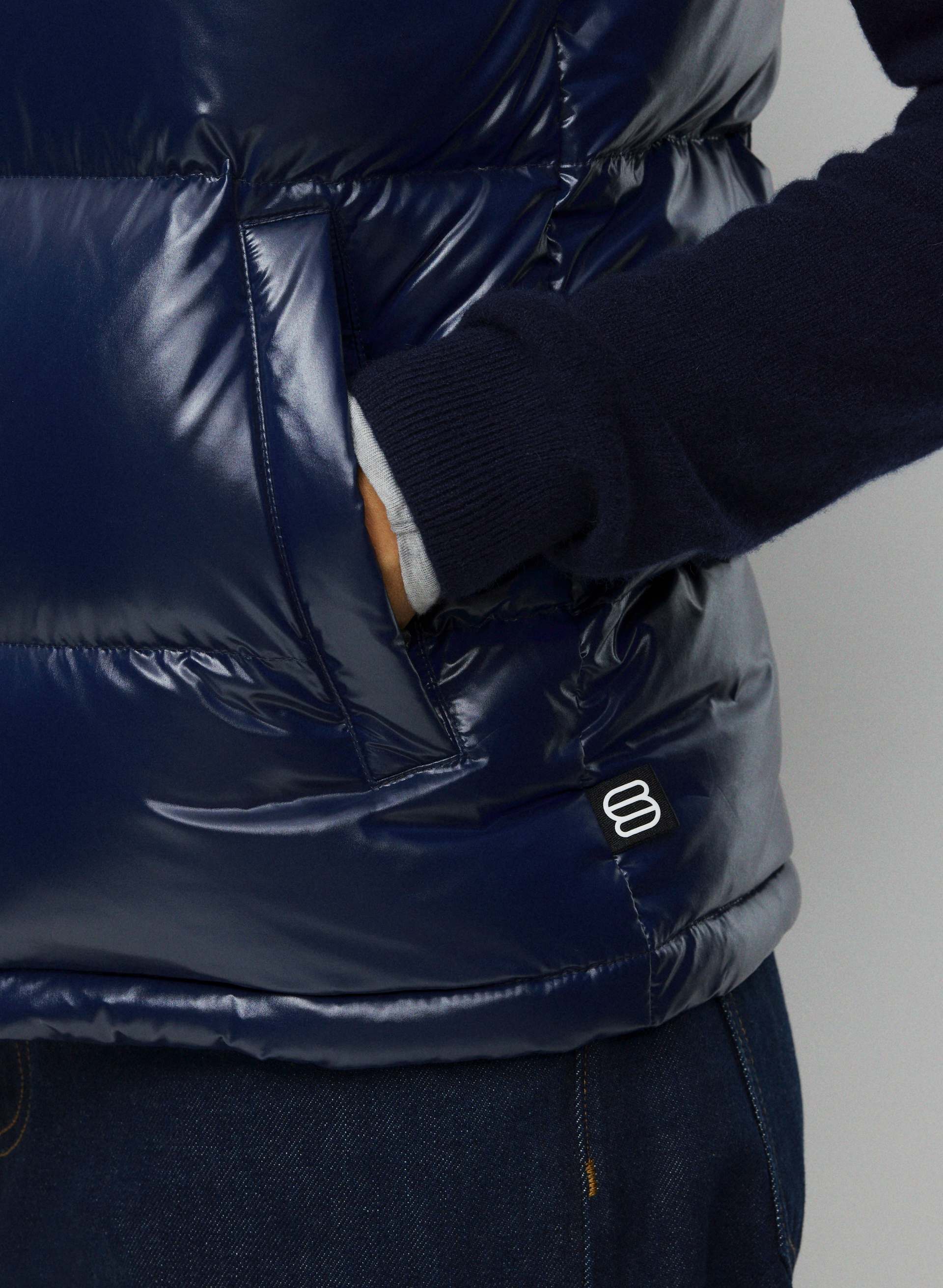 THE SUPER PUFF™ GILET | Aritzia