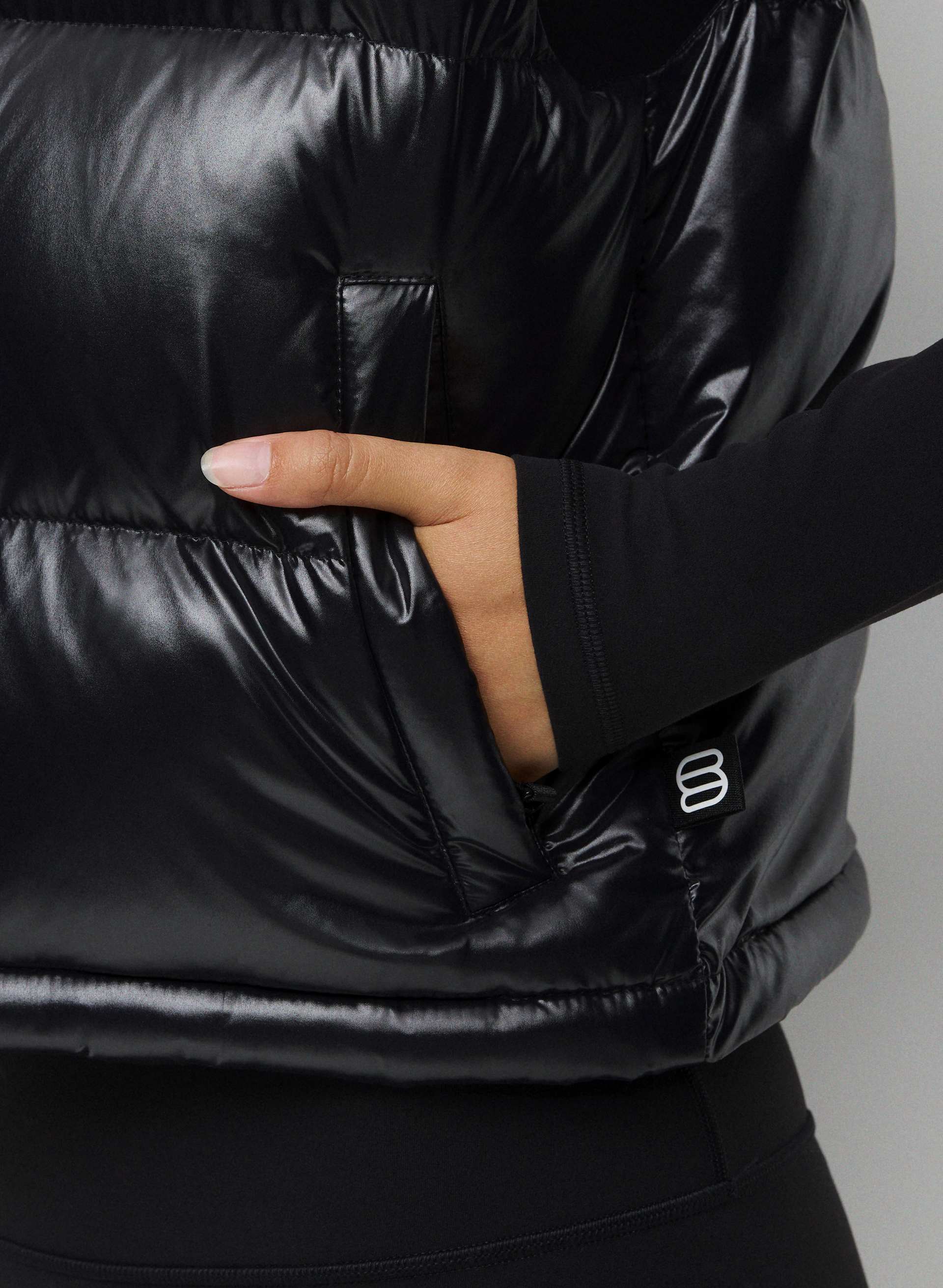 THE SUPER PUFF™ SHORTY VEST | Aritzia