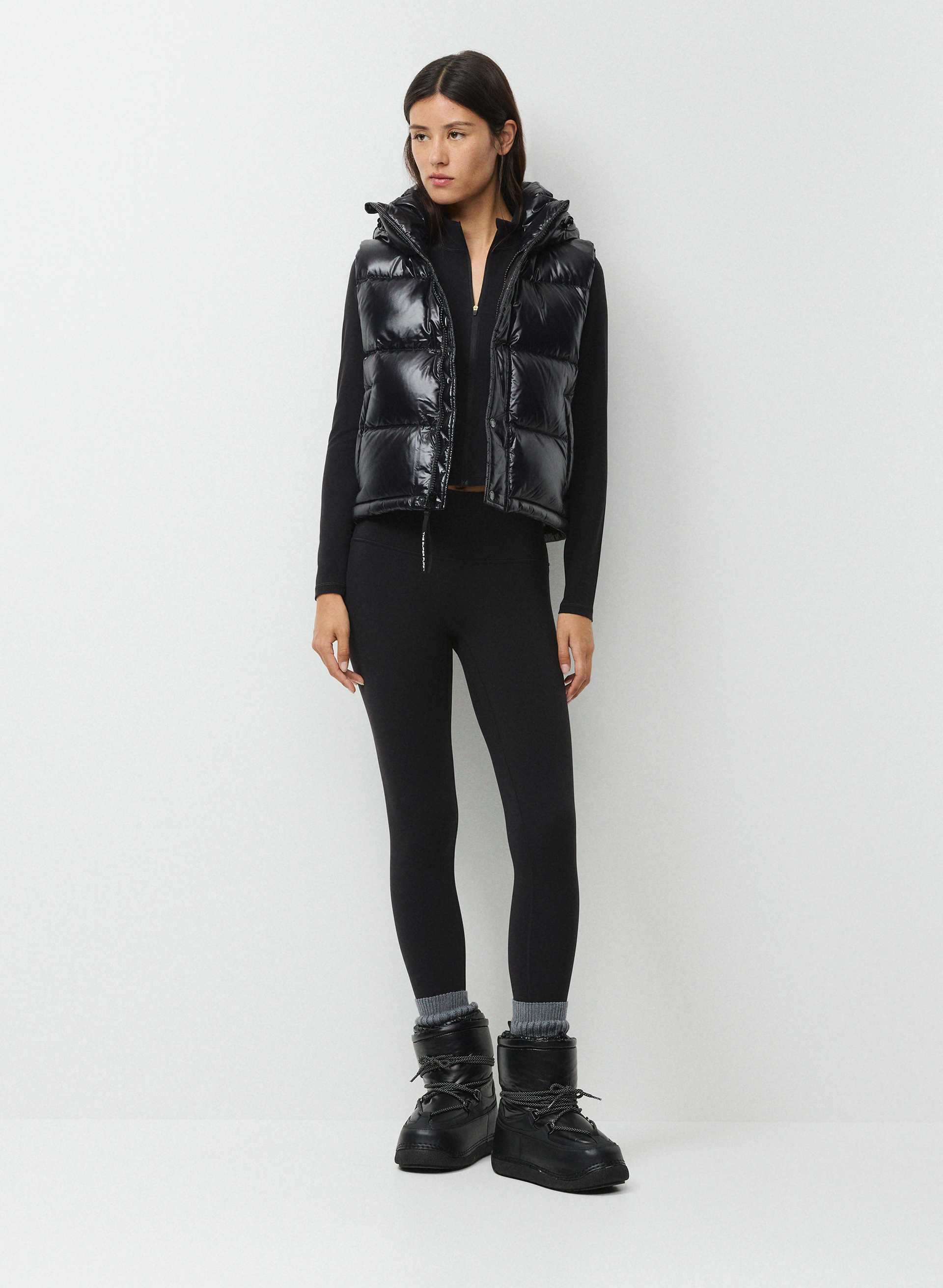THE SUPER PUFF™ SHORTY VEST | Aritzia