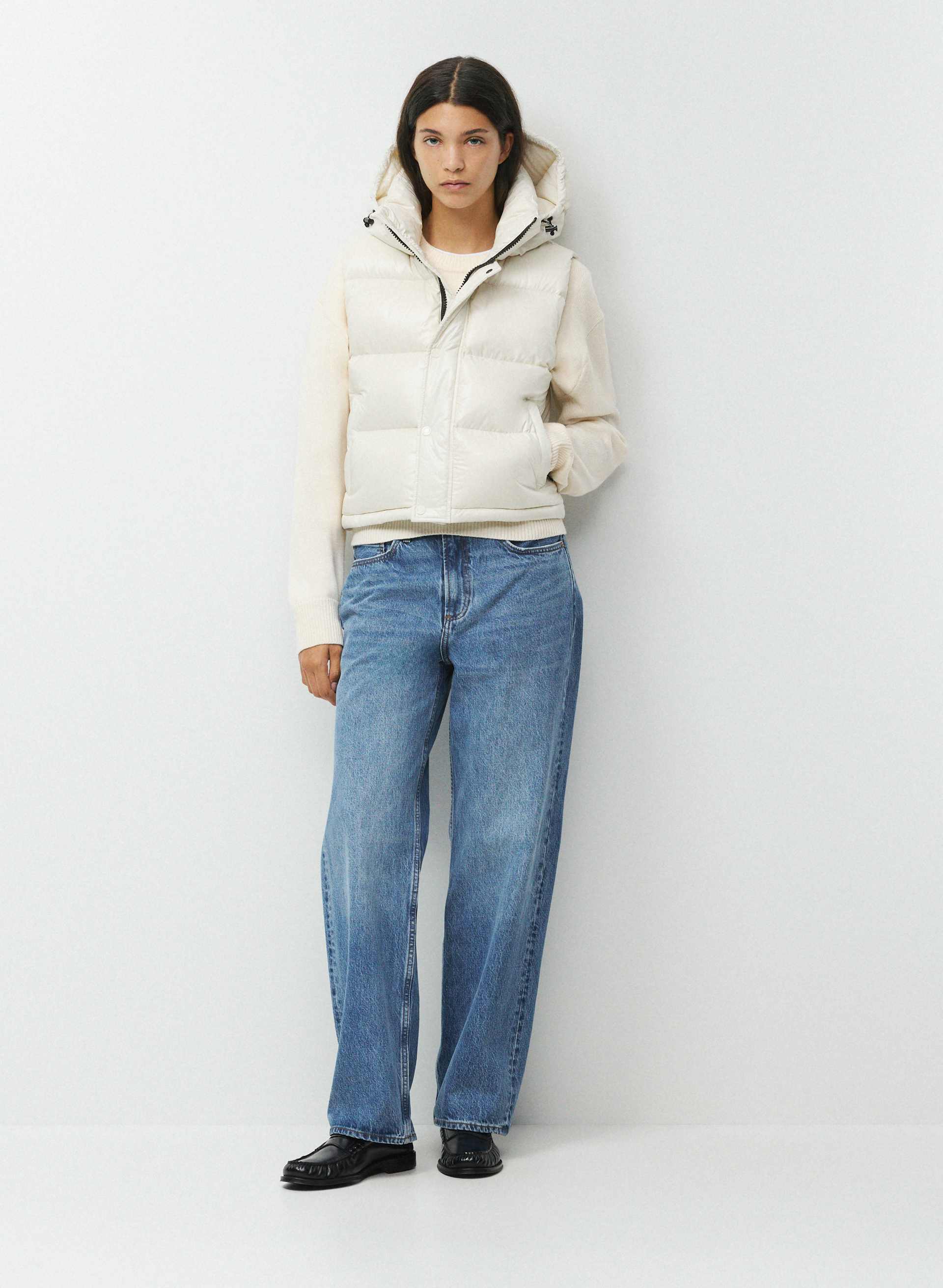 THE SUPER PUFF™ SHORTY VEST - HI-GLOSS - Hi-Gloss French taffeta above-hip 800+ fill-power premium down puffer vest. 